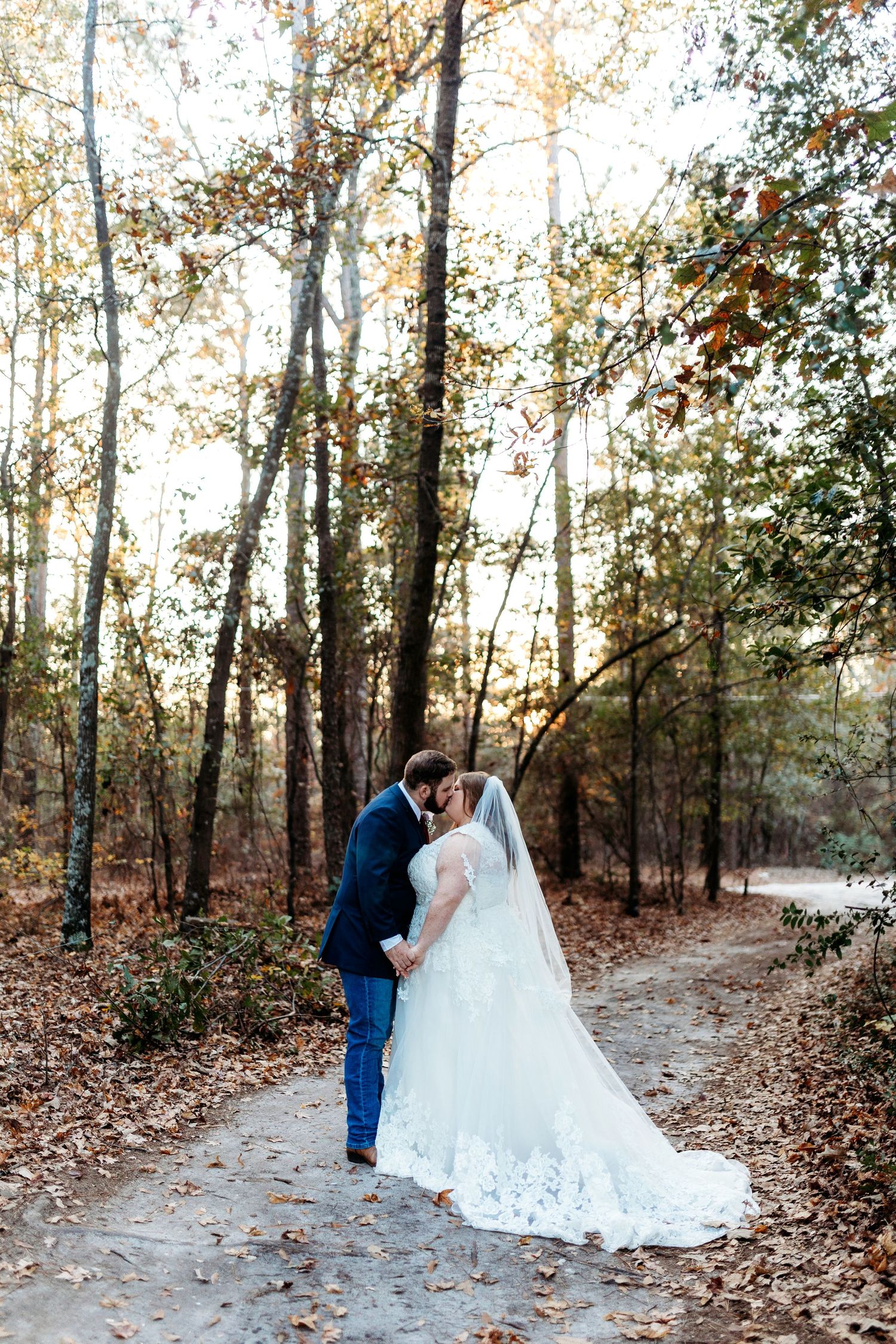Wedding day photo captured in TH Photo's signature romantic style.