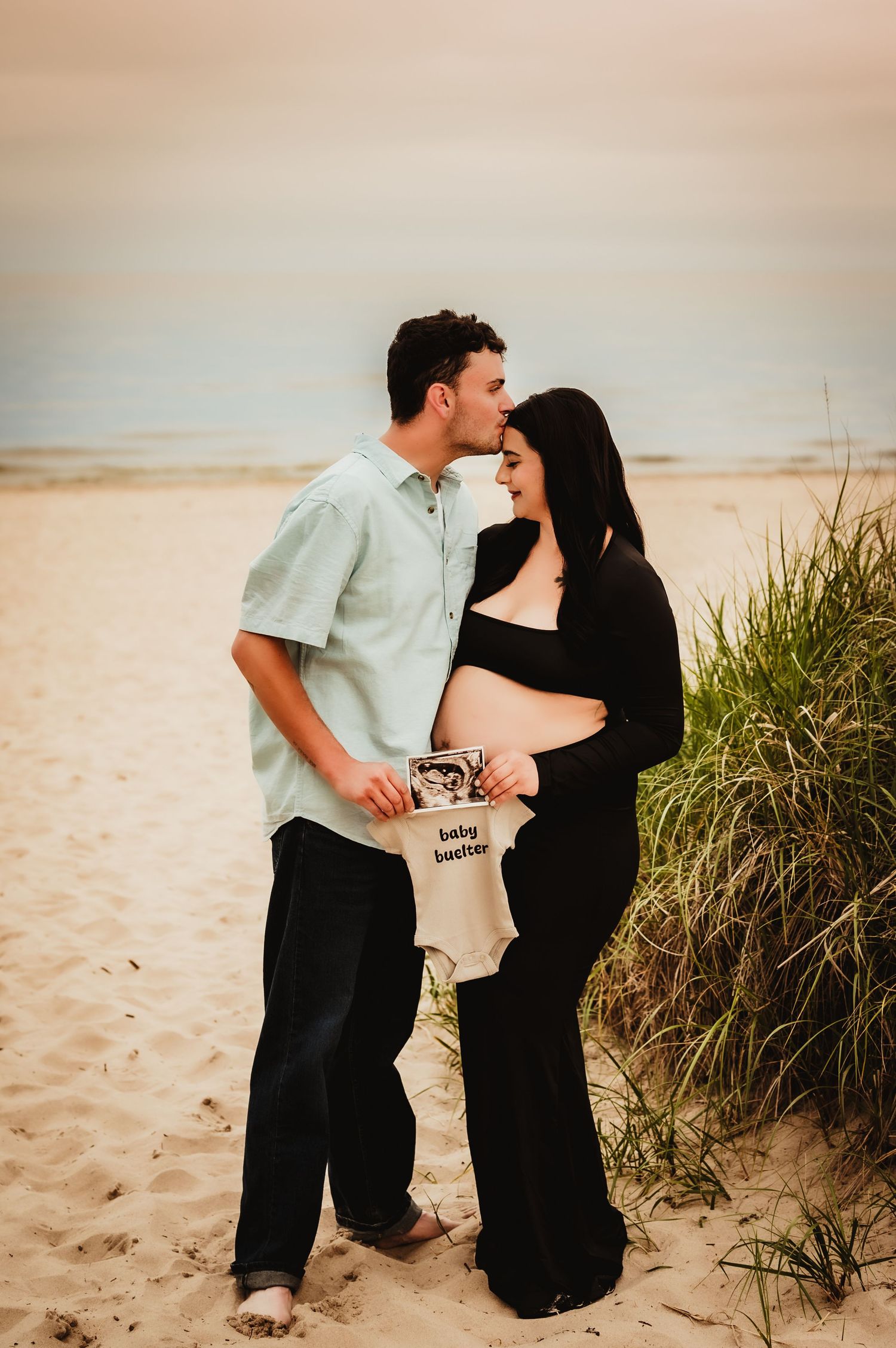 Beach Maternity Session, Sheboygan Kewaskum West Bend, Wisconsin Photographer