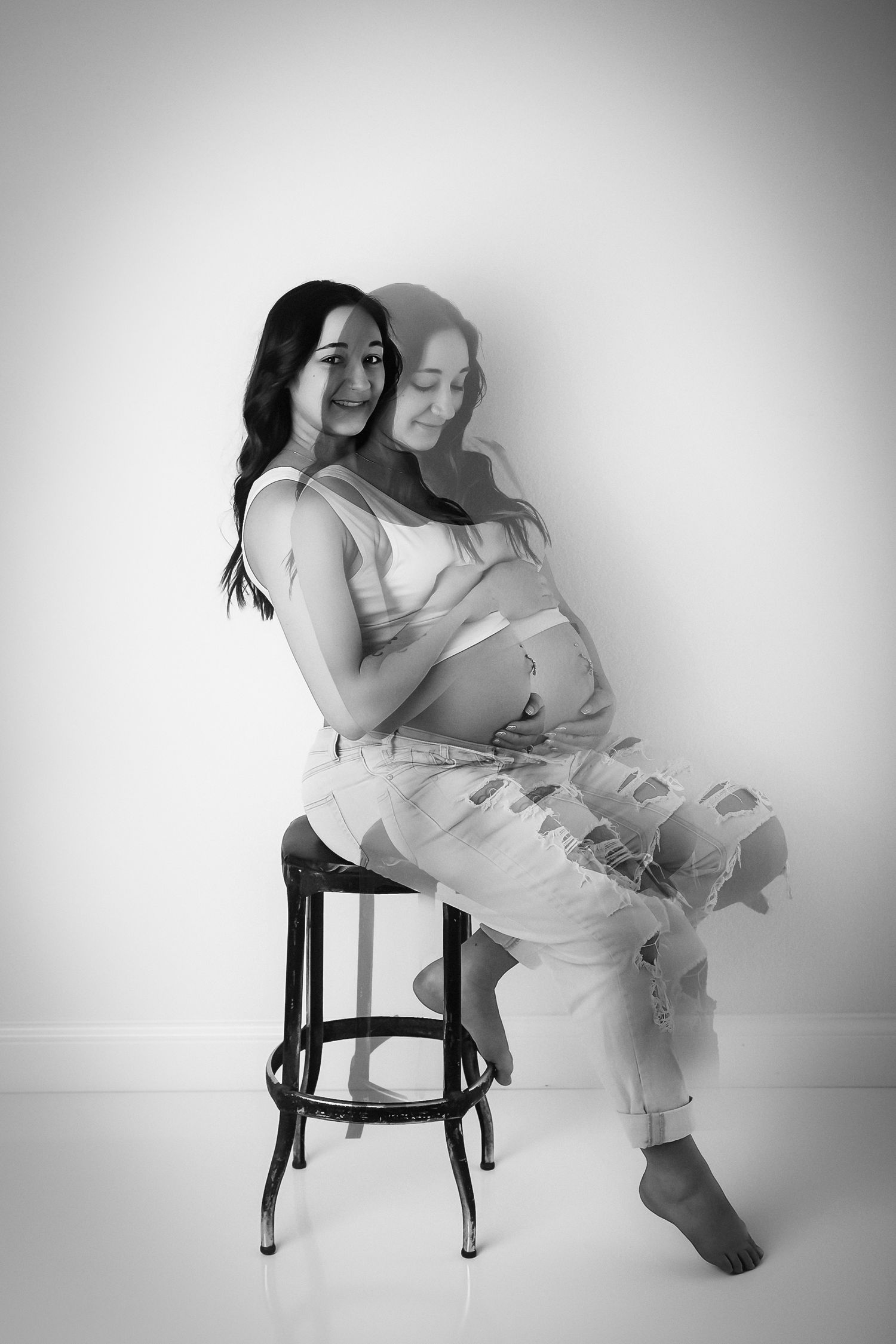 Modern Maternity Studio session in Kewaskum, WI