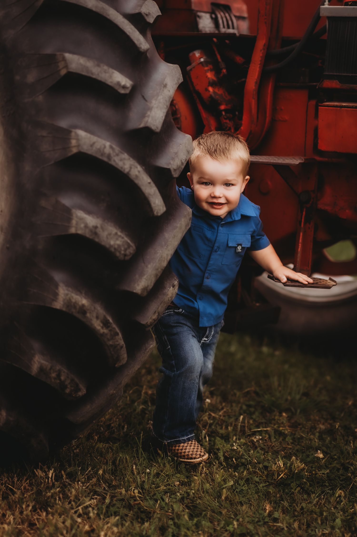 Children Lifestyle Farm Session Kewaskum