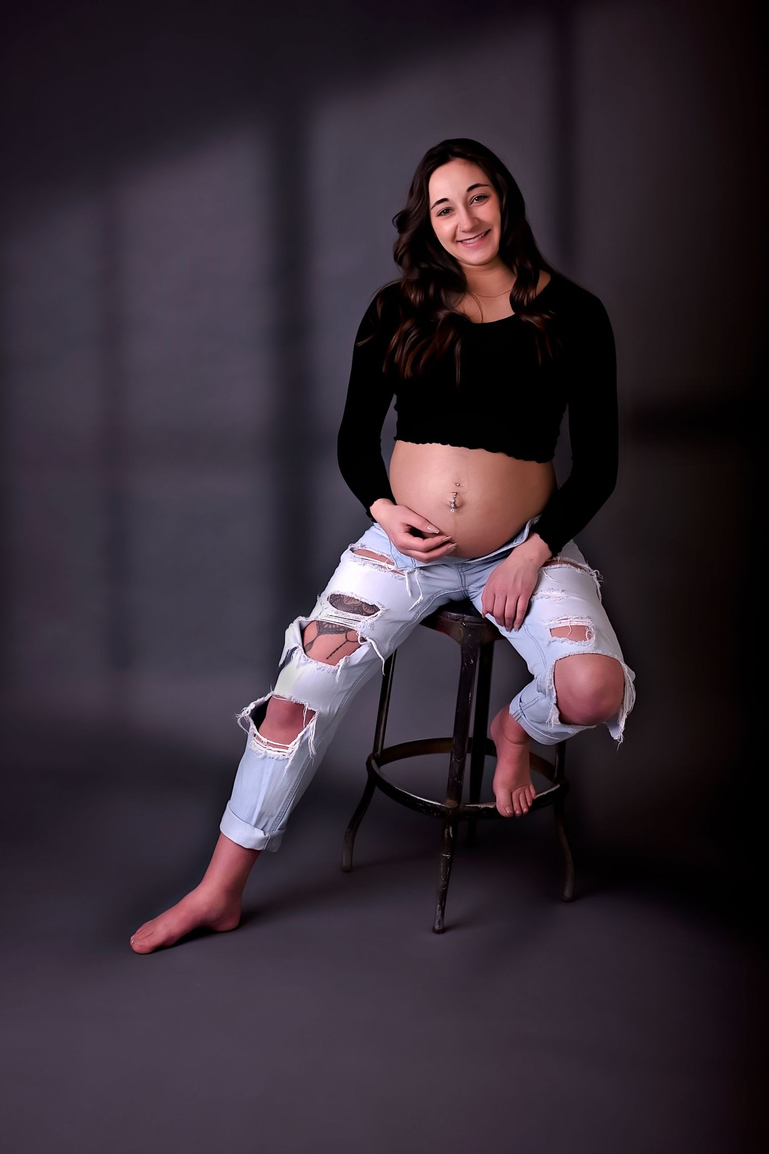 Modern Maternity Studio session in Kewaskum, WI