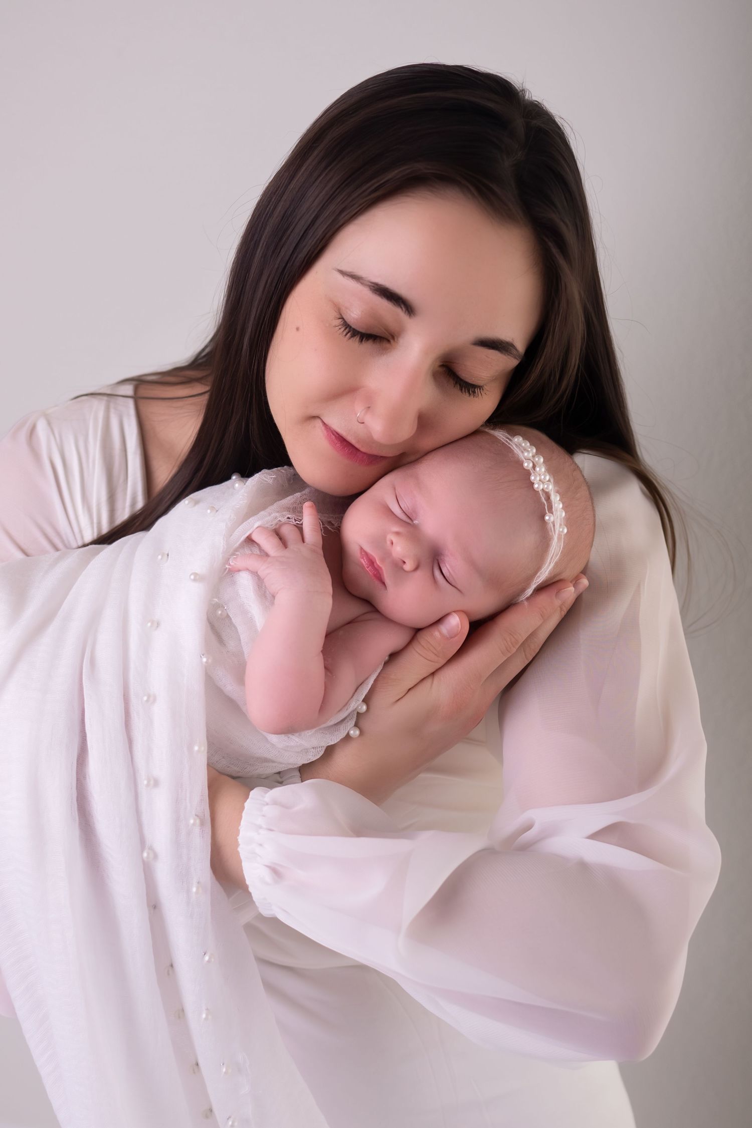 Kewaskum, West Bend, Milwaukee, Sheboygan, Cedarburg, Wisconsin Maternity, Newborn, Senior Portraits, Children and Family Photographer