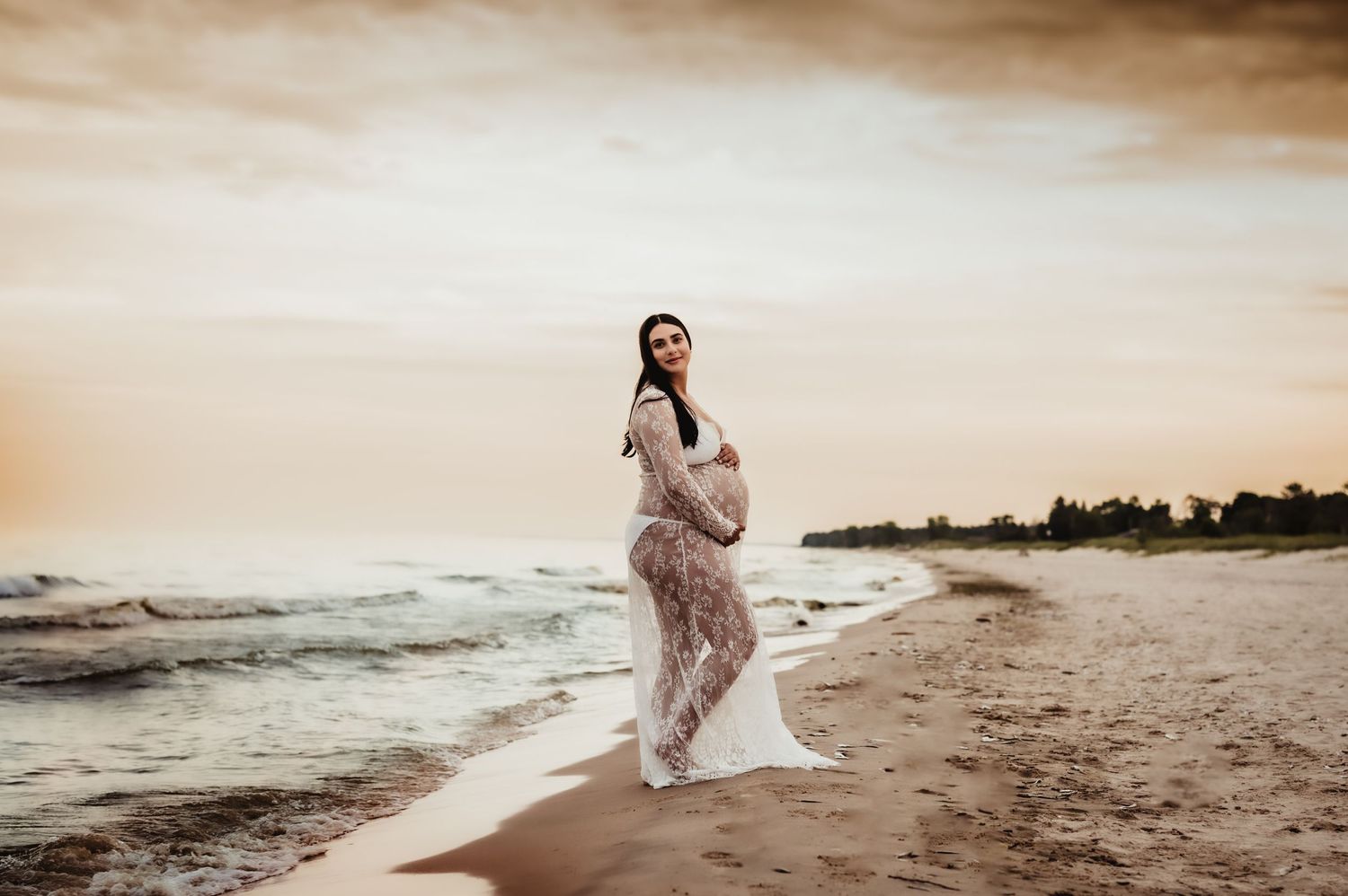 Beach Maternity Session, Sheboygan Kewaskum West Bend, Wisconsin Photographer
