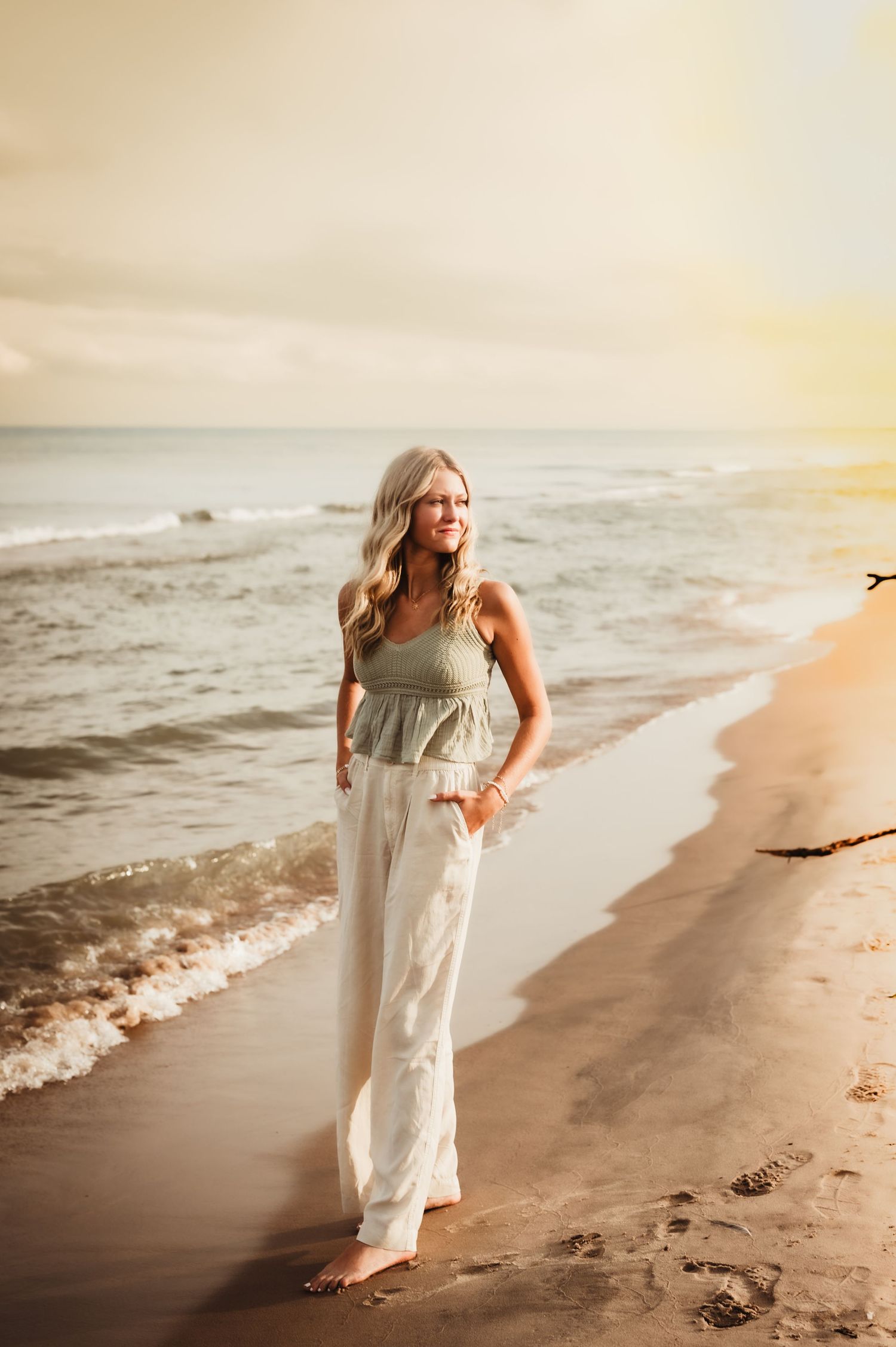Kewaskum, West Bend, Sheboygan, Port Washington, Milwaukee, Mequon, Wisconsin Newborn, Children, Senior, Maternity + Family Photographer