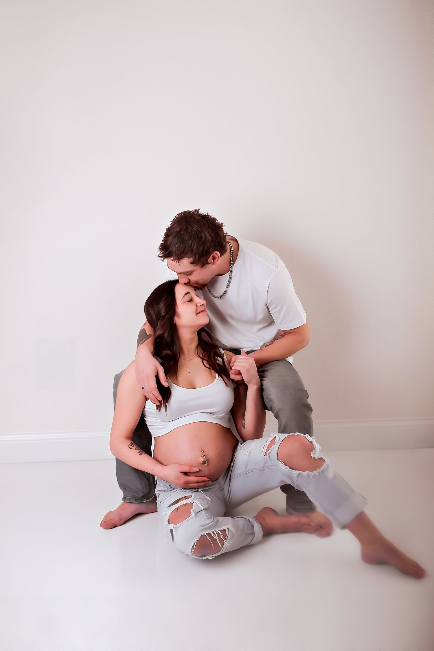 Modern Maternity Studio session in Kewaskum, WI