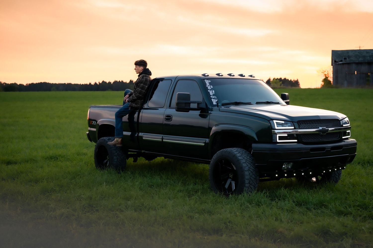 Hunting Themed Senior Portrait Session Near West Bend, WI by award winning Kewaskum Photographer
