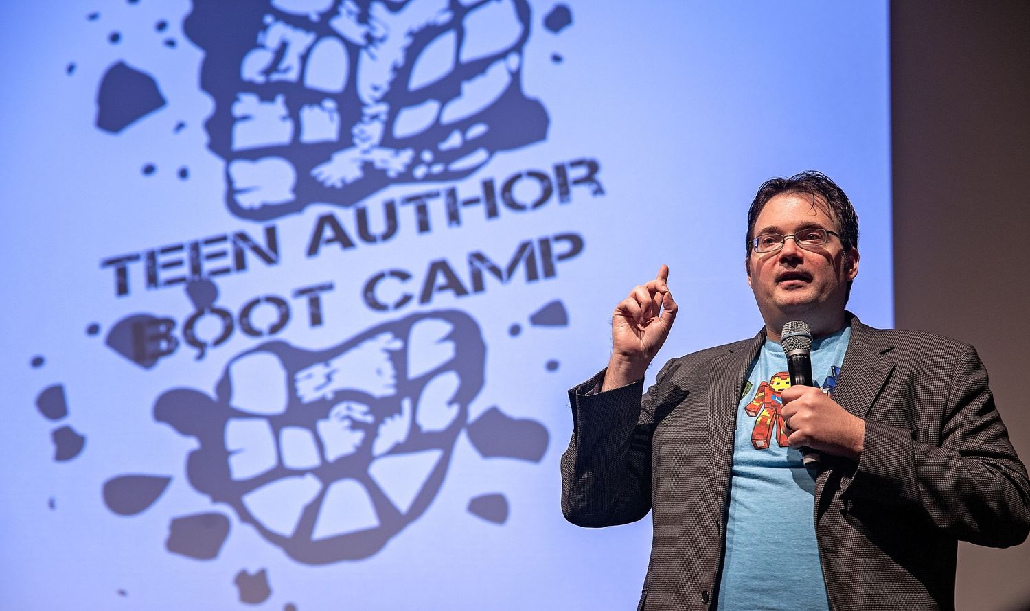 Brandon Sanderson keynote speaker at Teen Author Bootcamp, now StoryCon