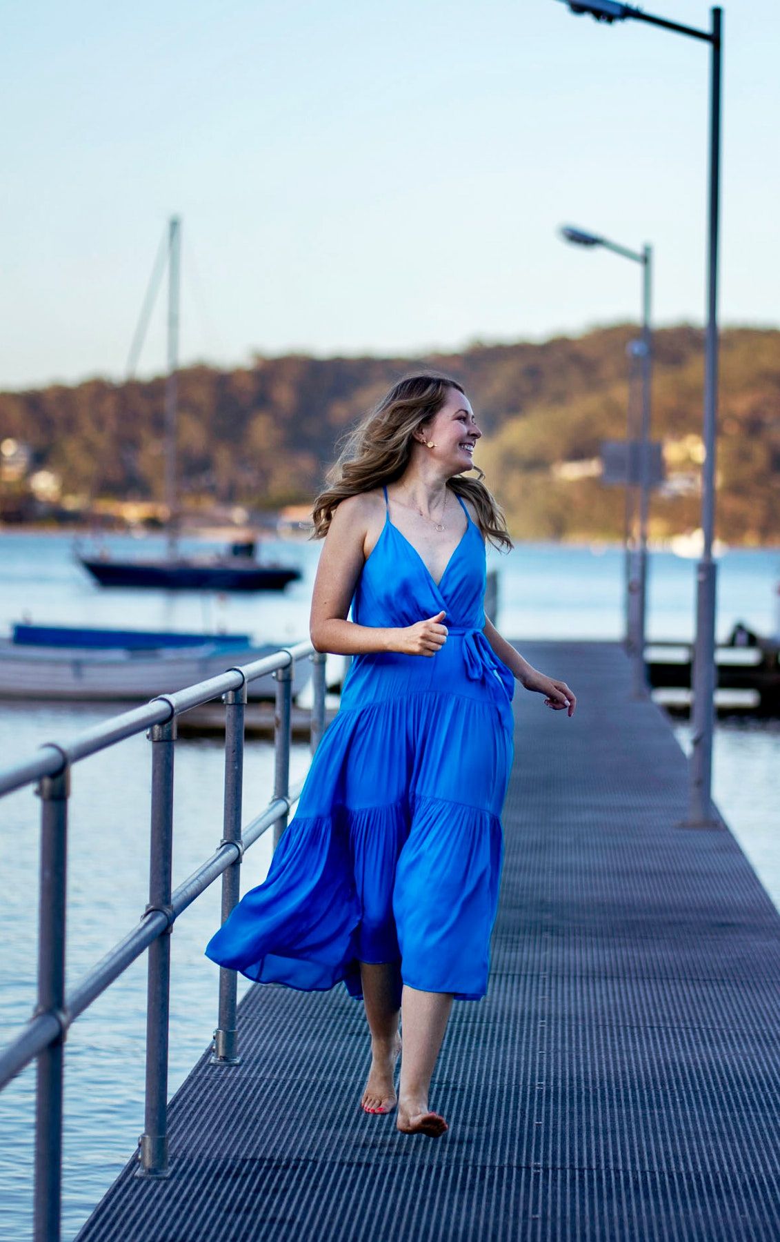 Relaxed lifestyle photos shot at a jetty by Sydney professional photographer Tammy TingTing.