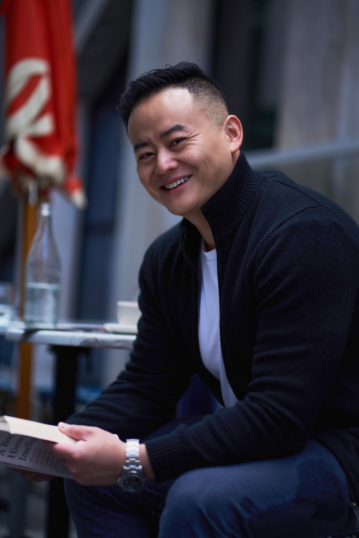 Professional portrait series showing expressions of joy and laughter in a cafe in Barangaroo. Personal photography by Studio TingTing.