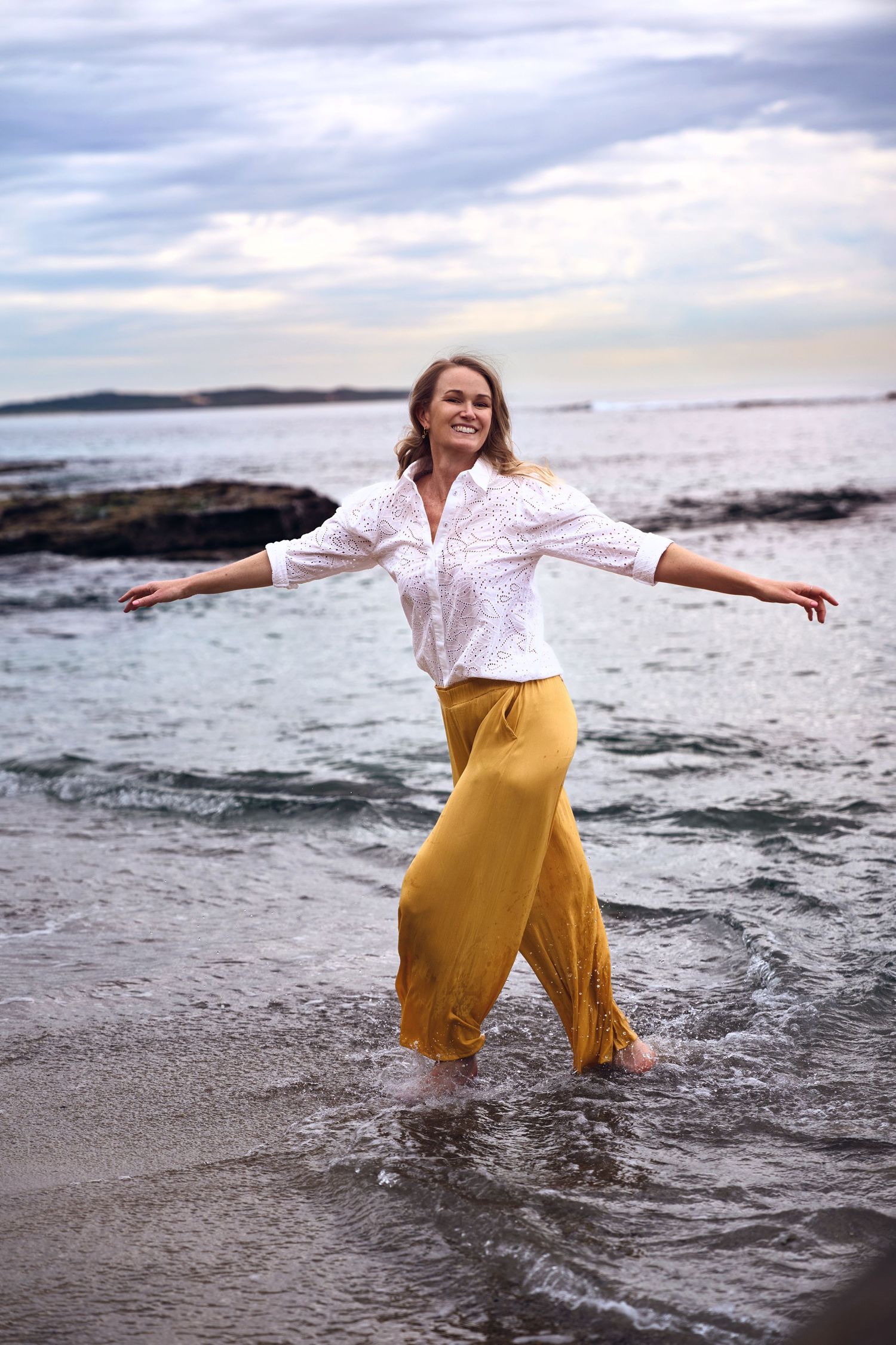A relaxed outdoor personal branding photo series for life coach by Studio TingTing in Cronulla sydney.