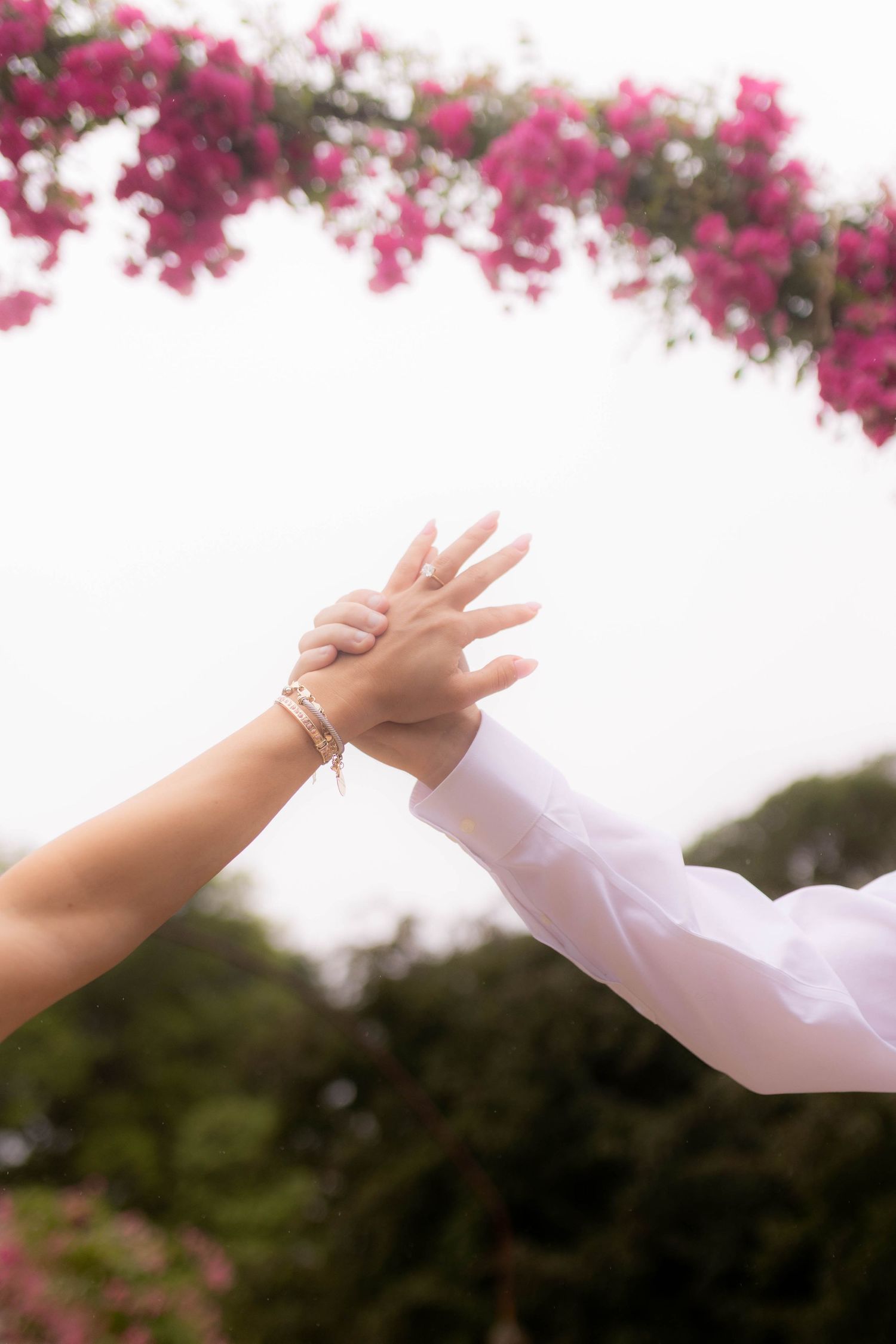Engagement Session by Husband and Wife Wedding Photography Team Fireside Sparrow Photography. Oyster Bay, Long Island.