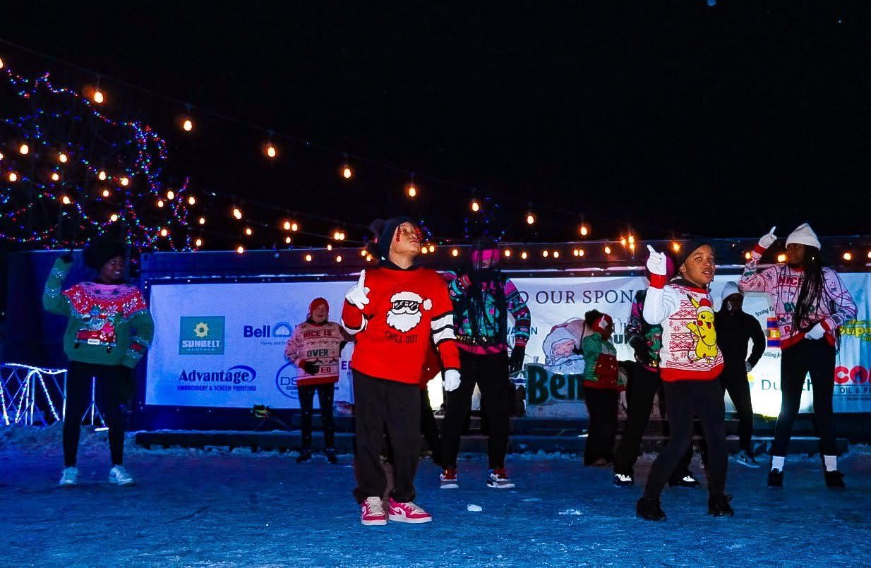 Duluth, MN. Photographer, Bentleyville. A Night Out Productions.