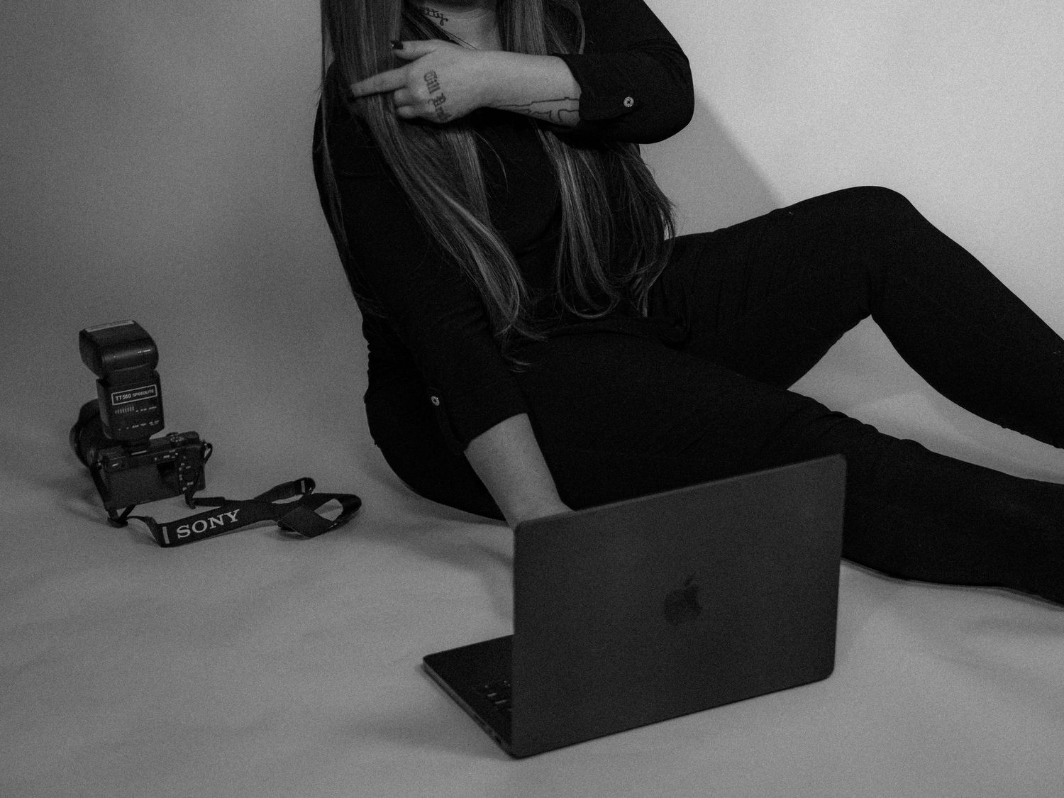 Jasmine Hackensmith offering photography, graphic design, event coverage, and marketing media in the Twin Ports A Night Out Productions.