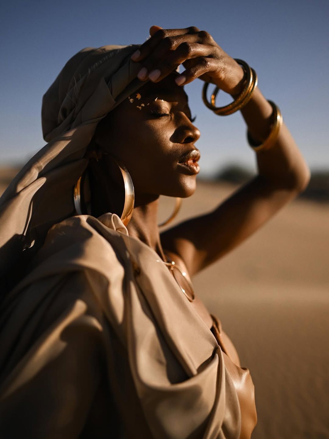 Woman's portrait photography in Valencia, capturing authentic beauty and storytelling through natural, elegant, and artistic imagery