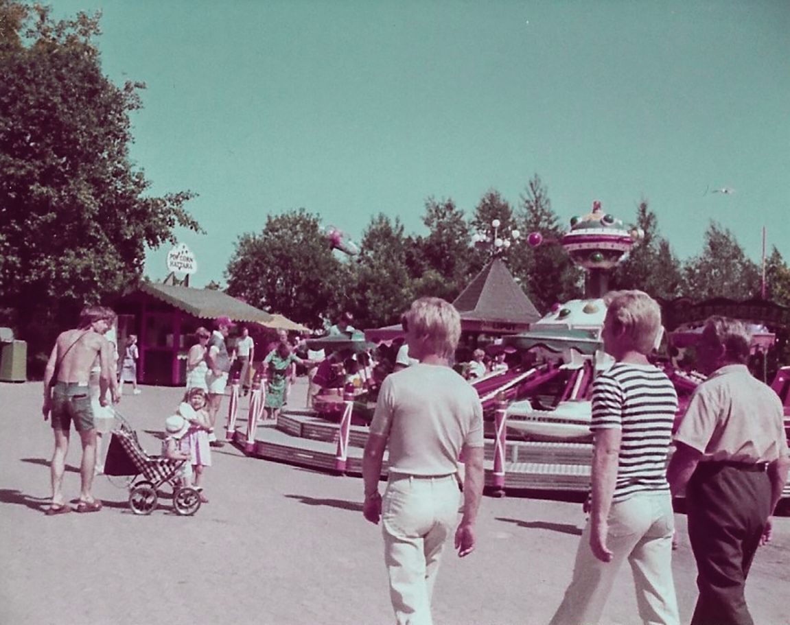 Tampereen Särkäniemen huvipuisto 1980.
