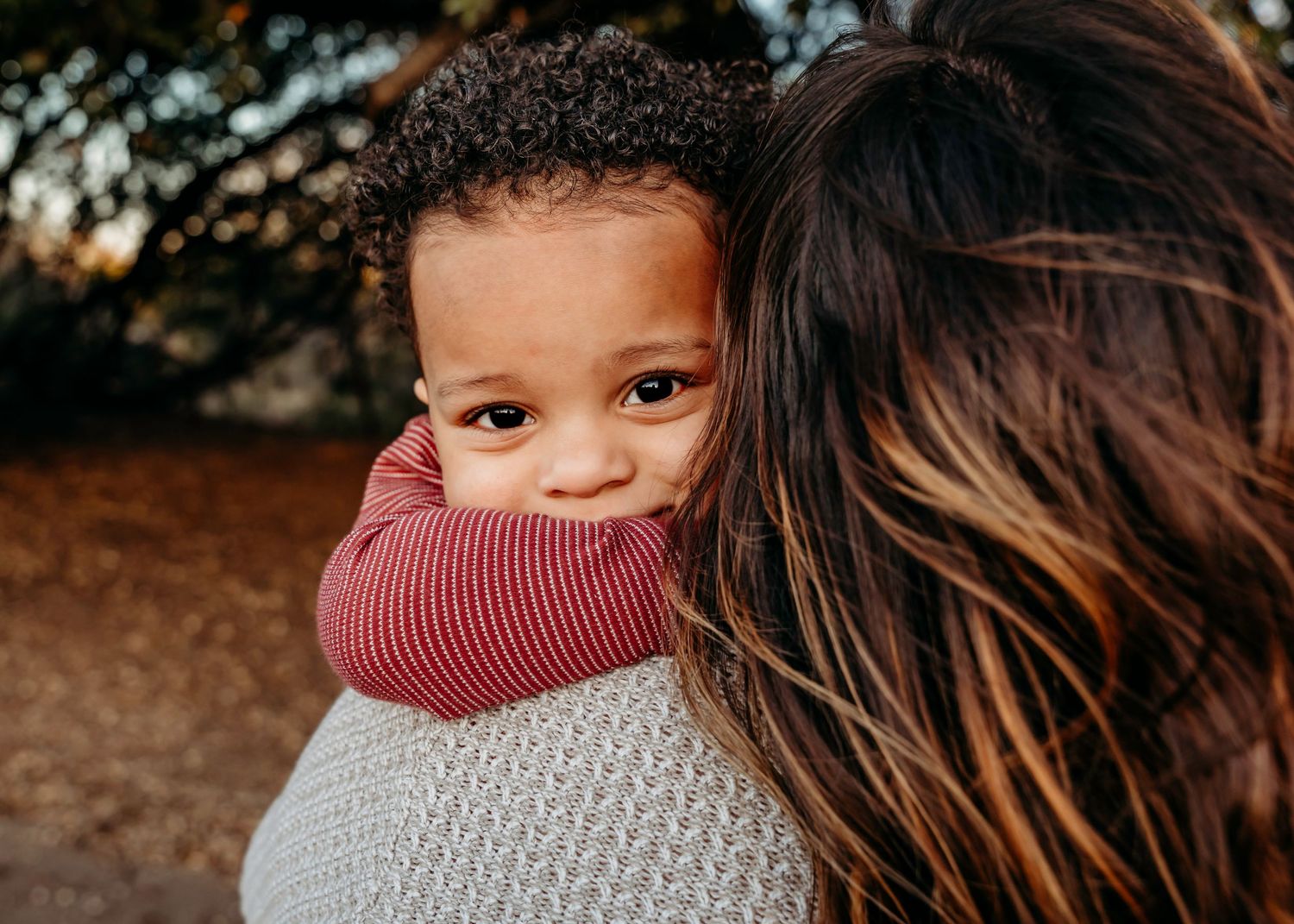 Outdoor and Indoor Lifestyle Storytelling family sessions