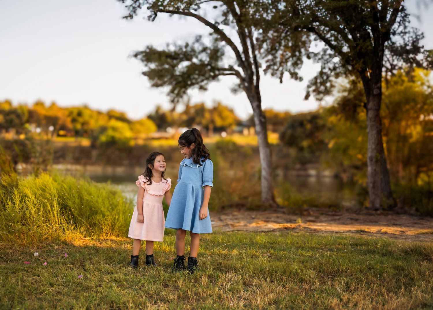 outdoor lifestyle photography, family and children