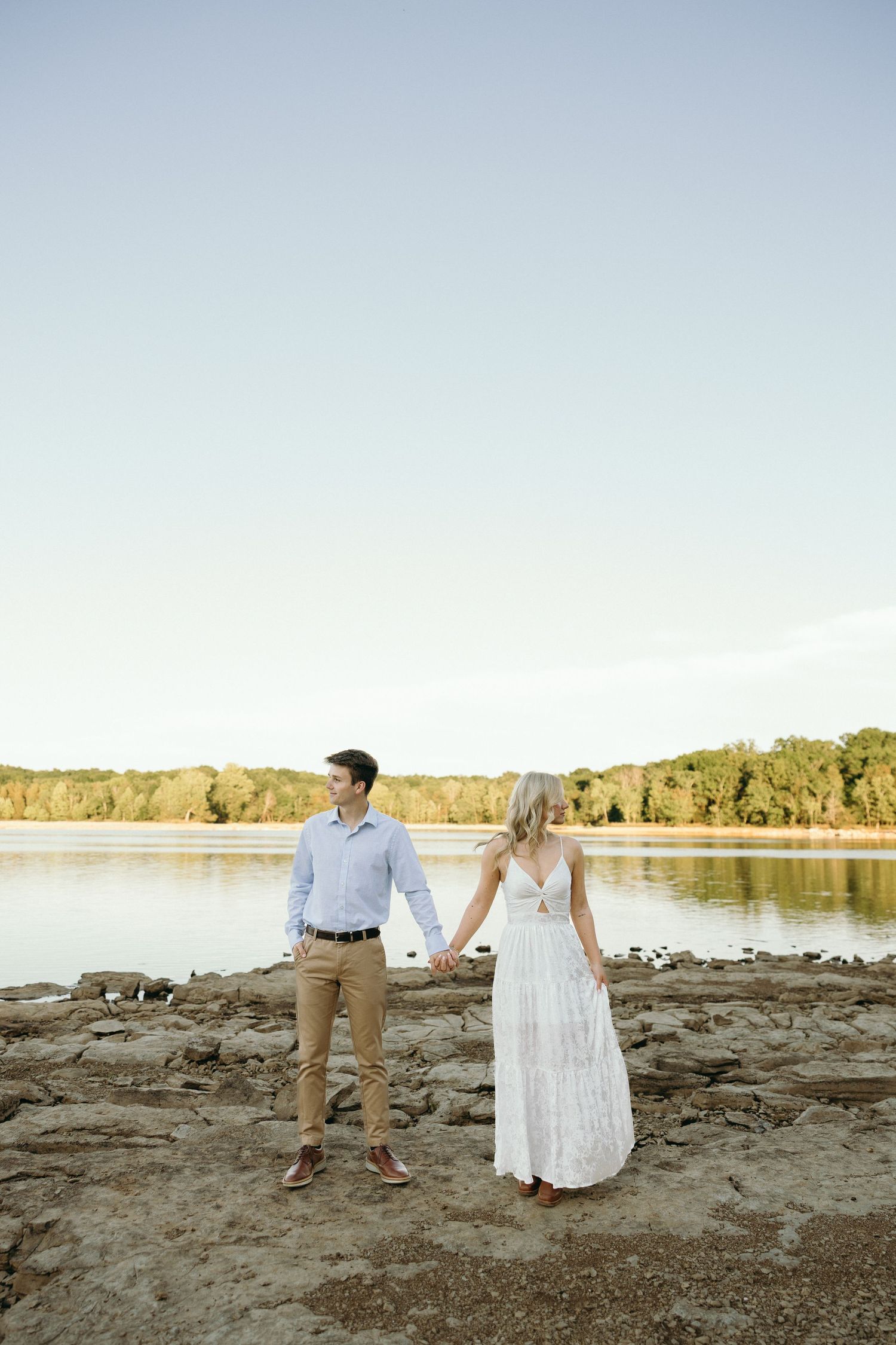 Nashville engagement photographer and wedding photographer