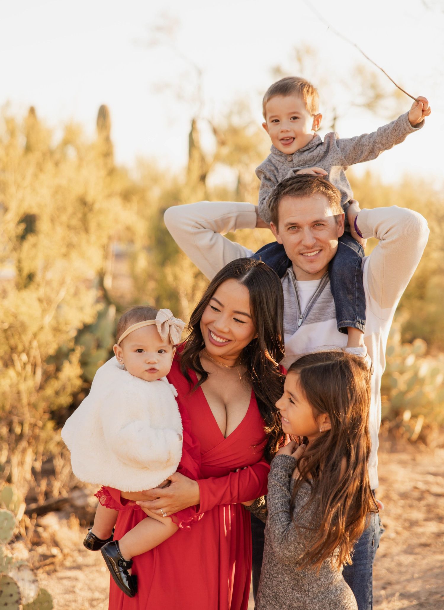 Marana lifestyle photographer, Family photographer,  Newborn Photographer, Senior Photographer, Wedding photographer, Elopement photographer