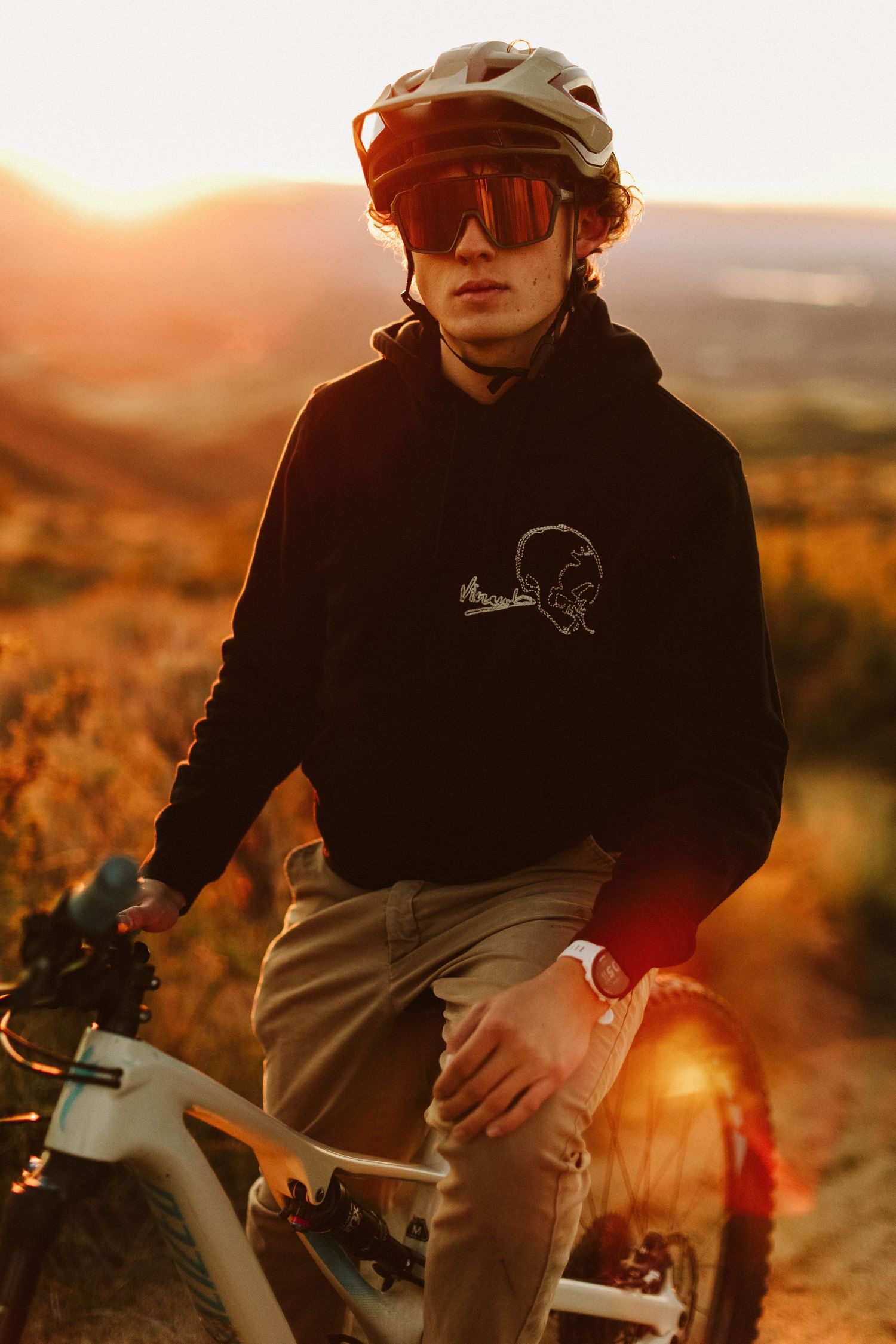 Senior photoshoot mountain biking in Boise