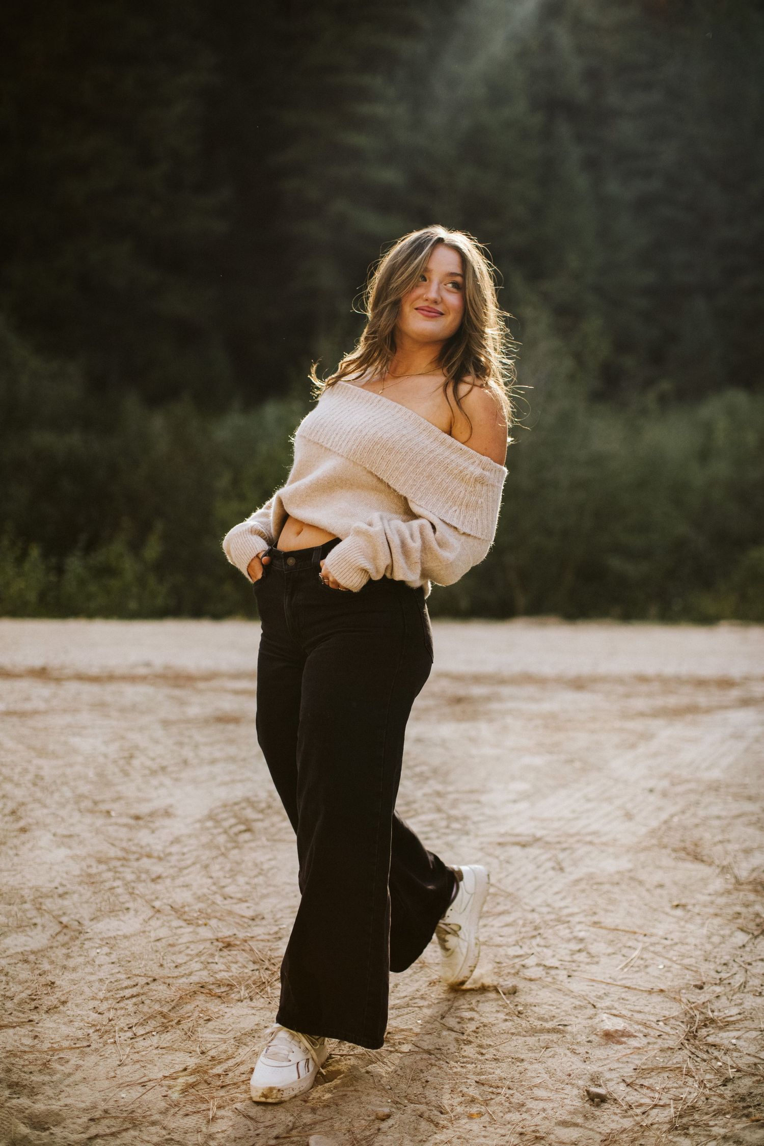 Senior photoshoot along the Robie Creek river near Boise