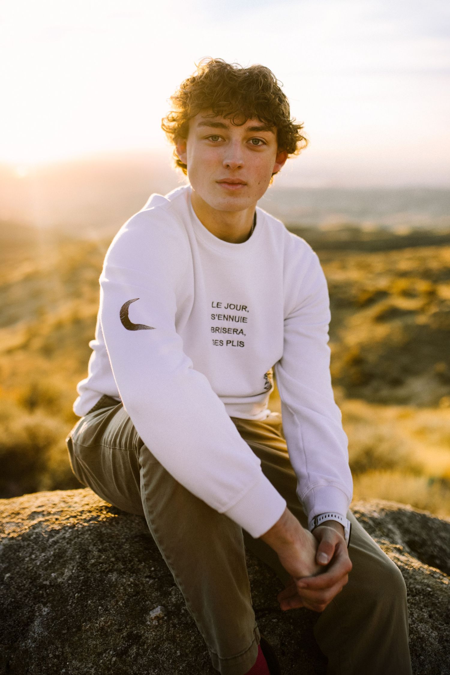 Senior portrait session outdoors in Boise