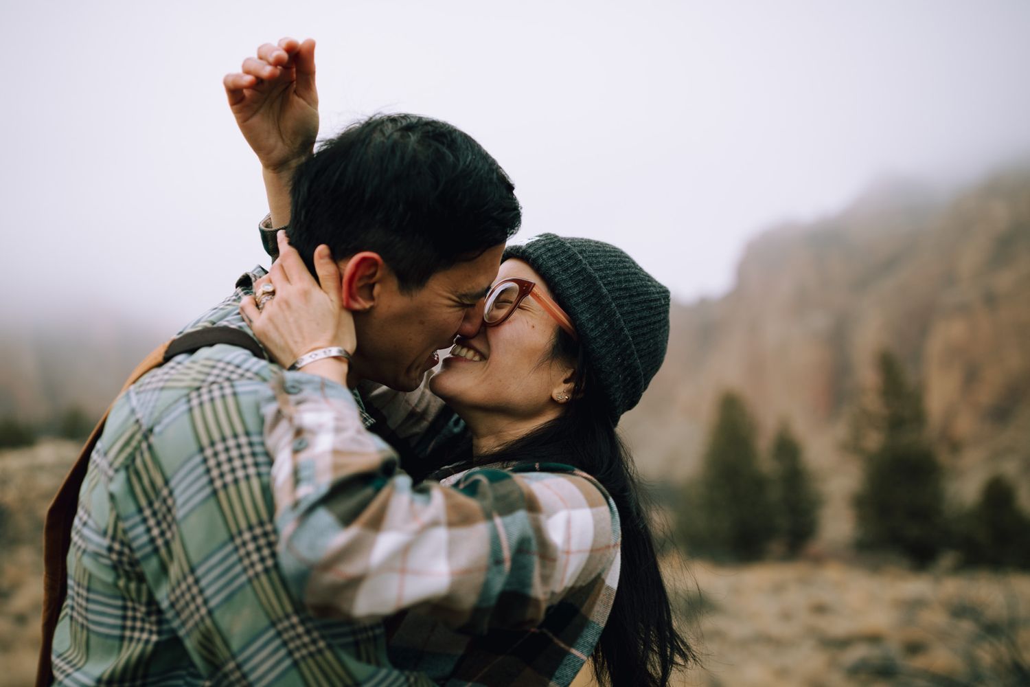 Couples photo session in Redmond Oregon