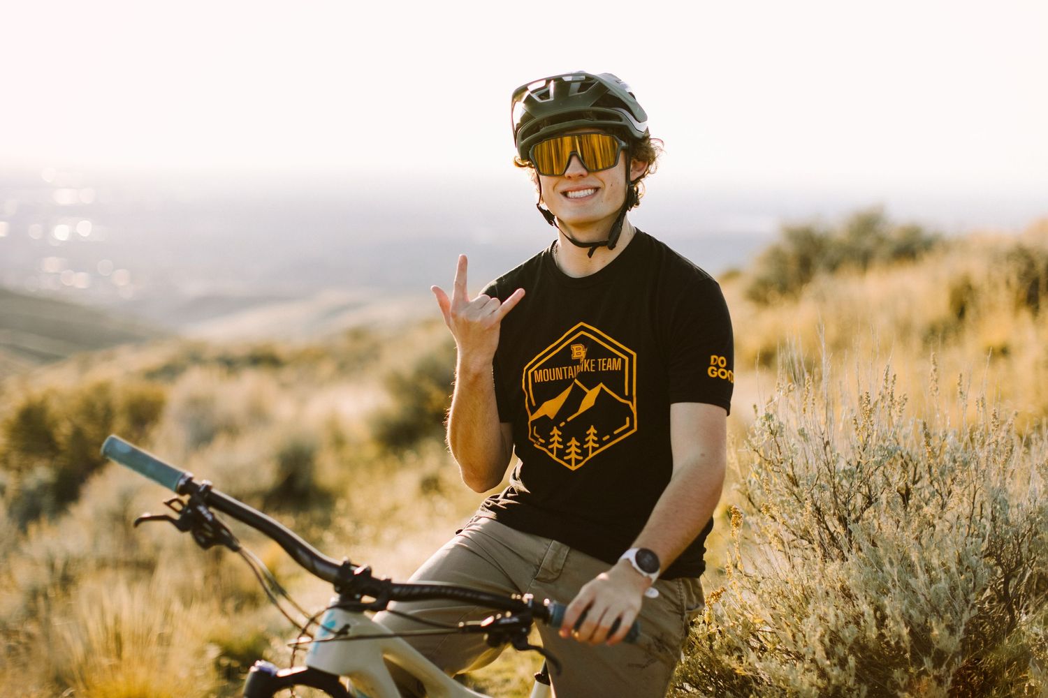 Senior photoshoot mountain biking in Boise