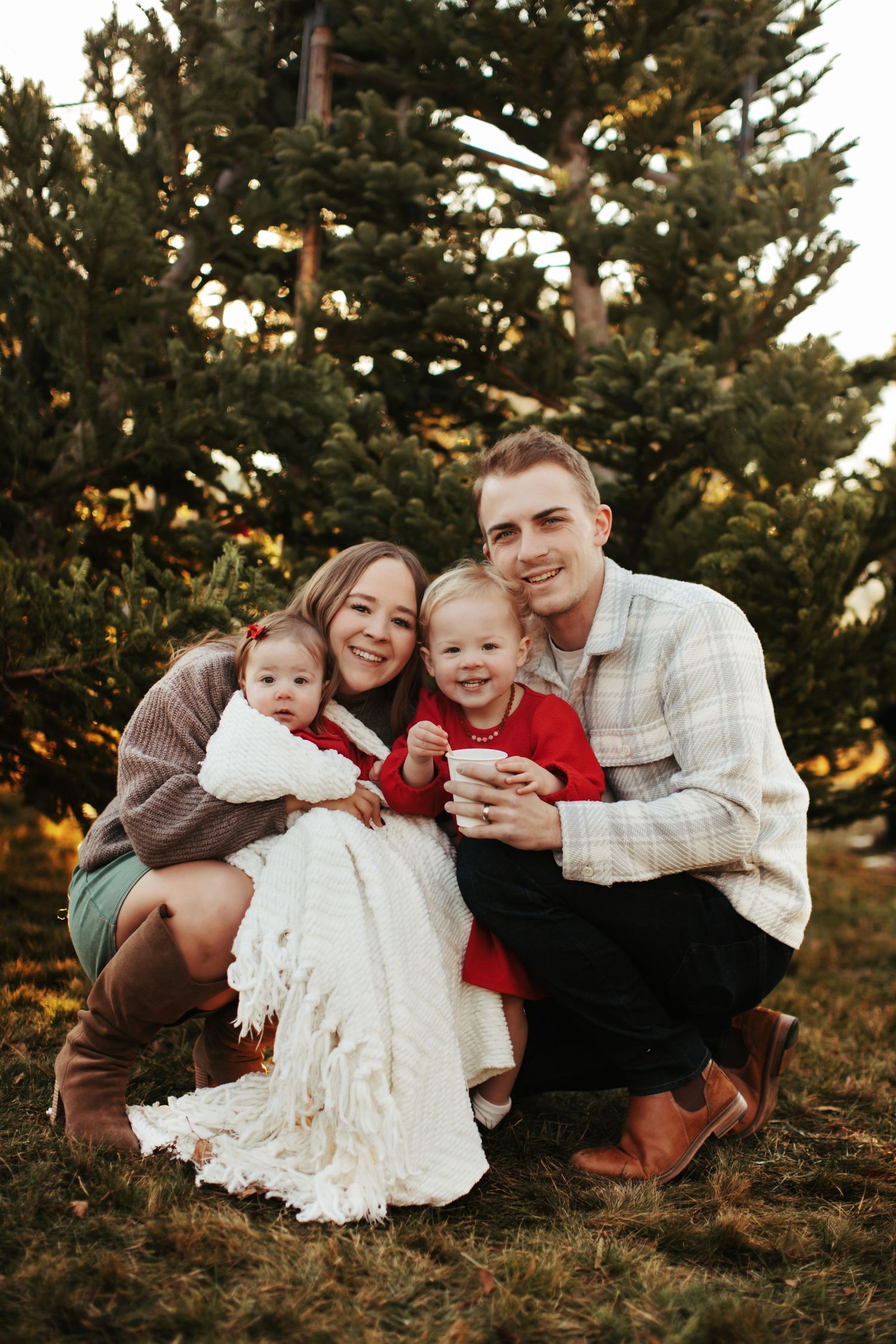 Christmas family photoshoot in Boise