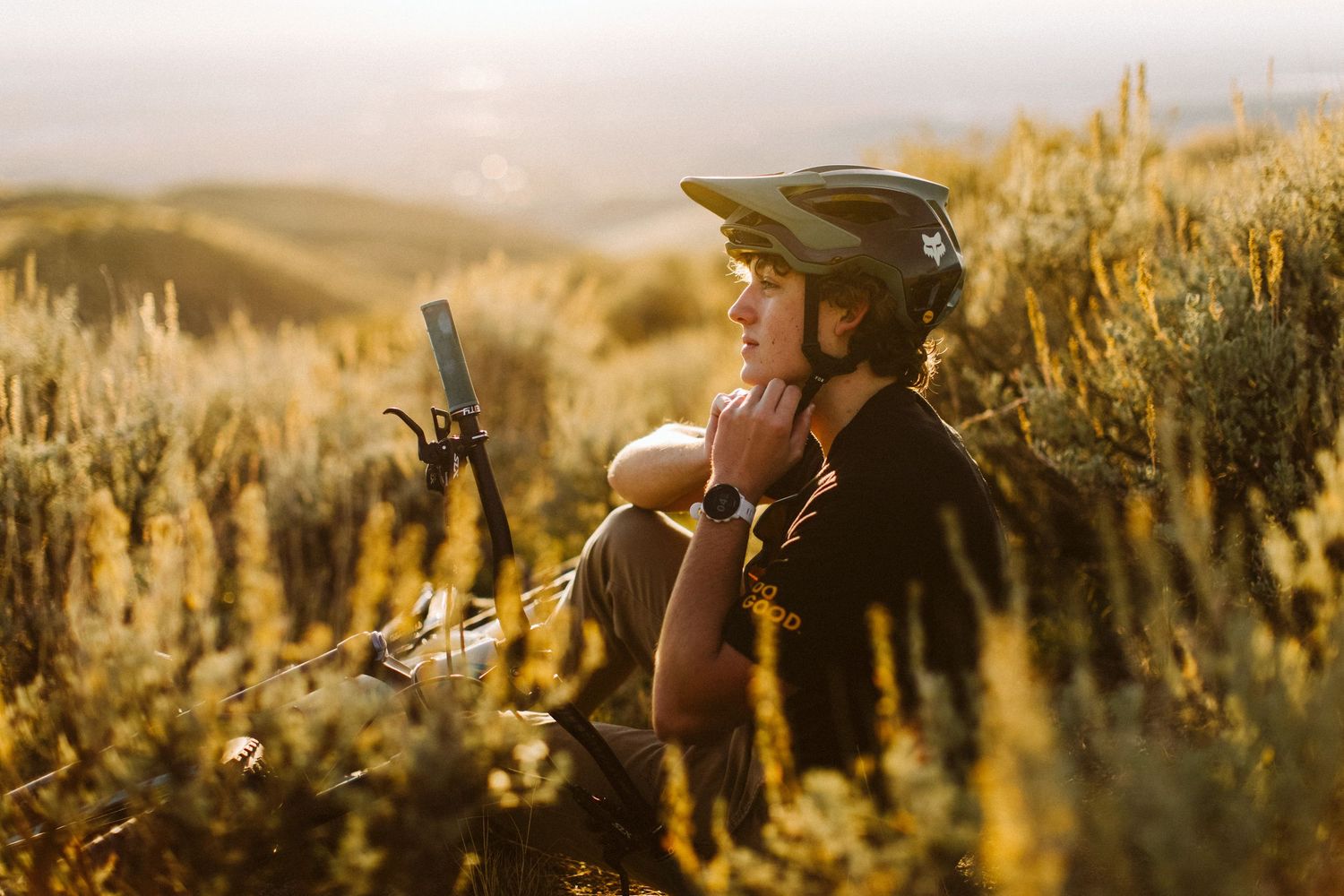 Senior photoshoot mountain biking in Boise