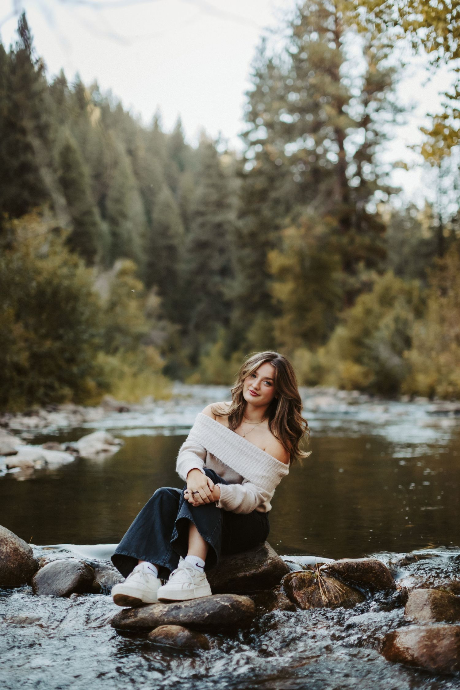 Senior photoshoot along the Robie Creek river near Boise