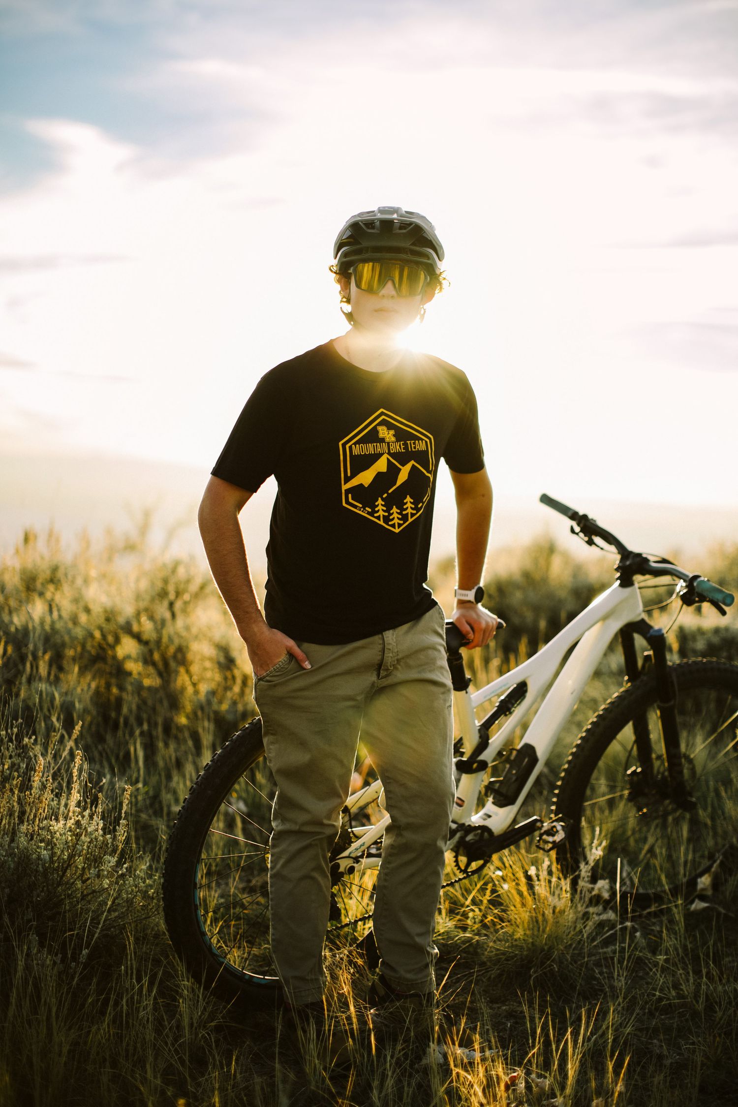 Senior photoshoot mountain biking in Boise