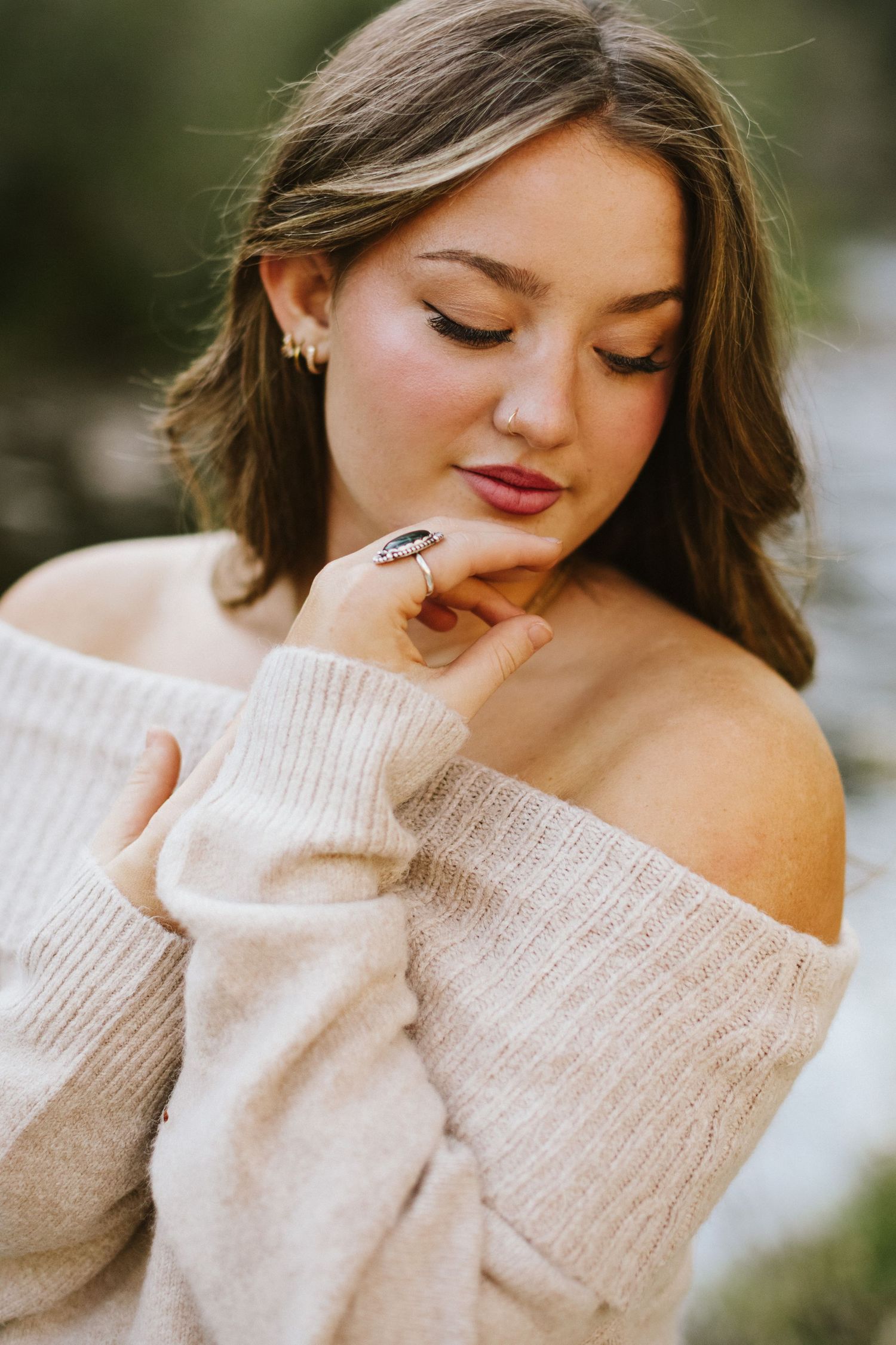 Senior photoshoot along the Robie Creek river near Boise