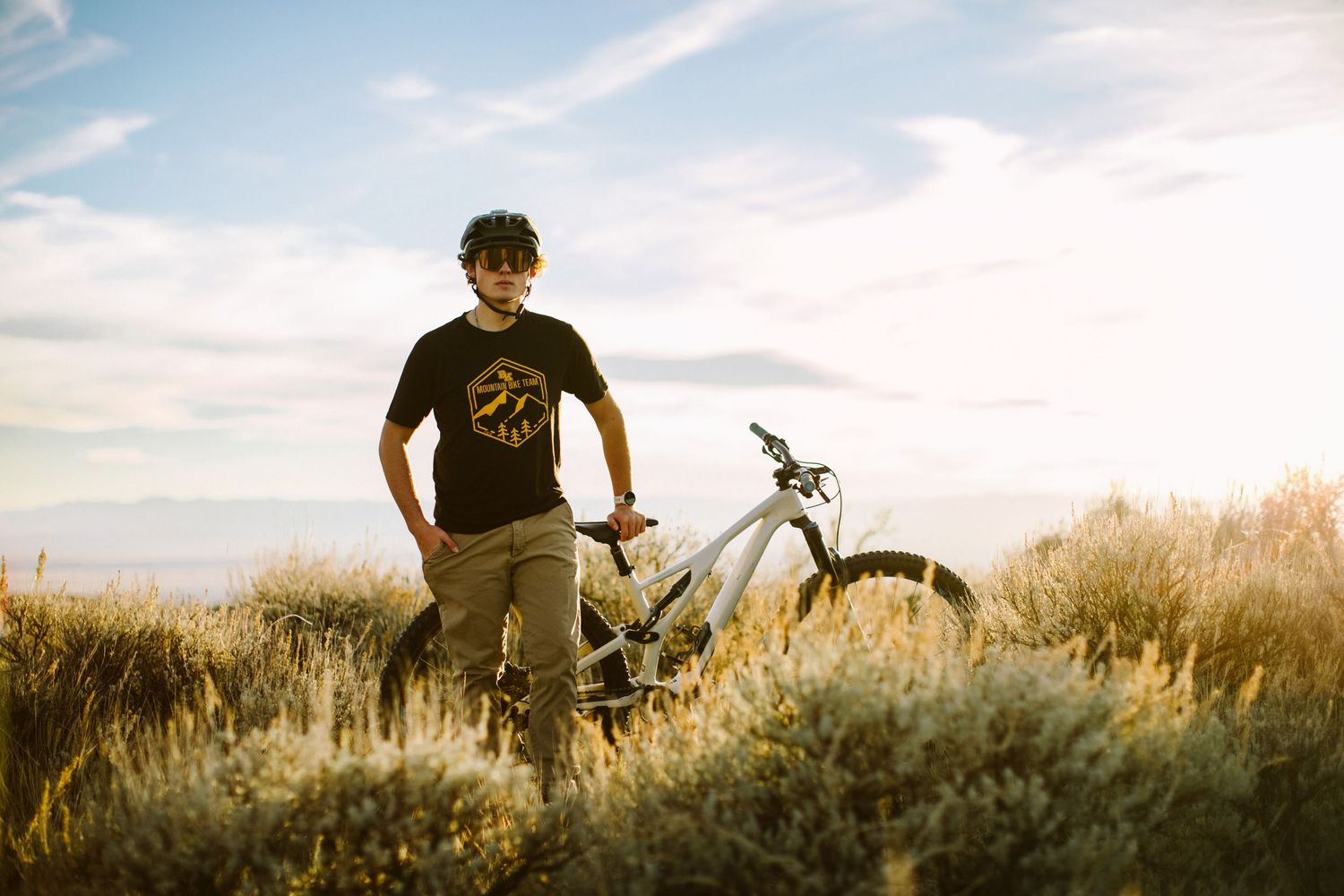 Senior photoshoot mountain biking in Boise