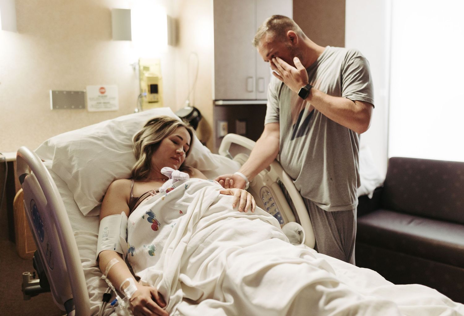 photo of parents after having a new baby in Boise Idaho