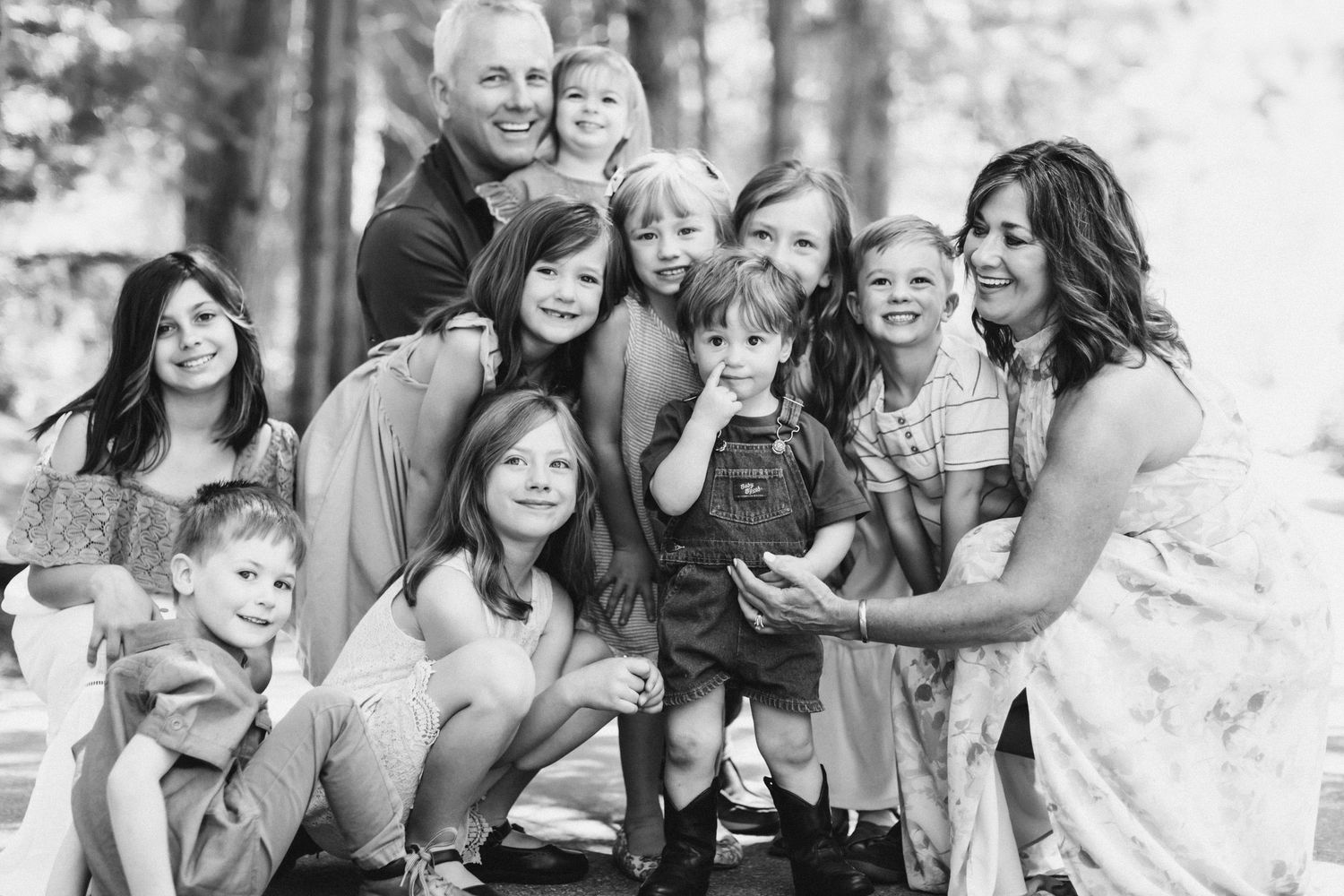 Large family photoshoot in Boise