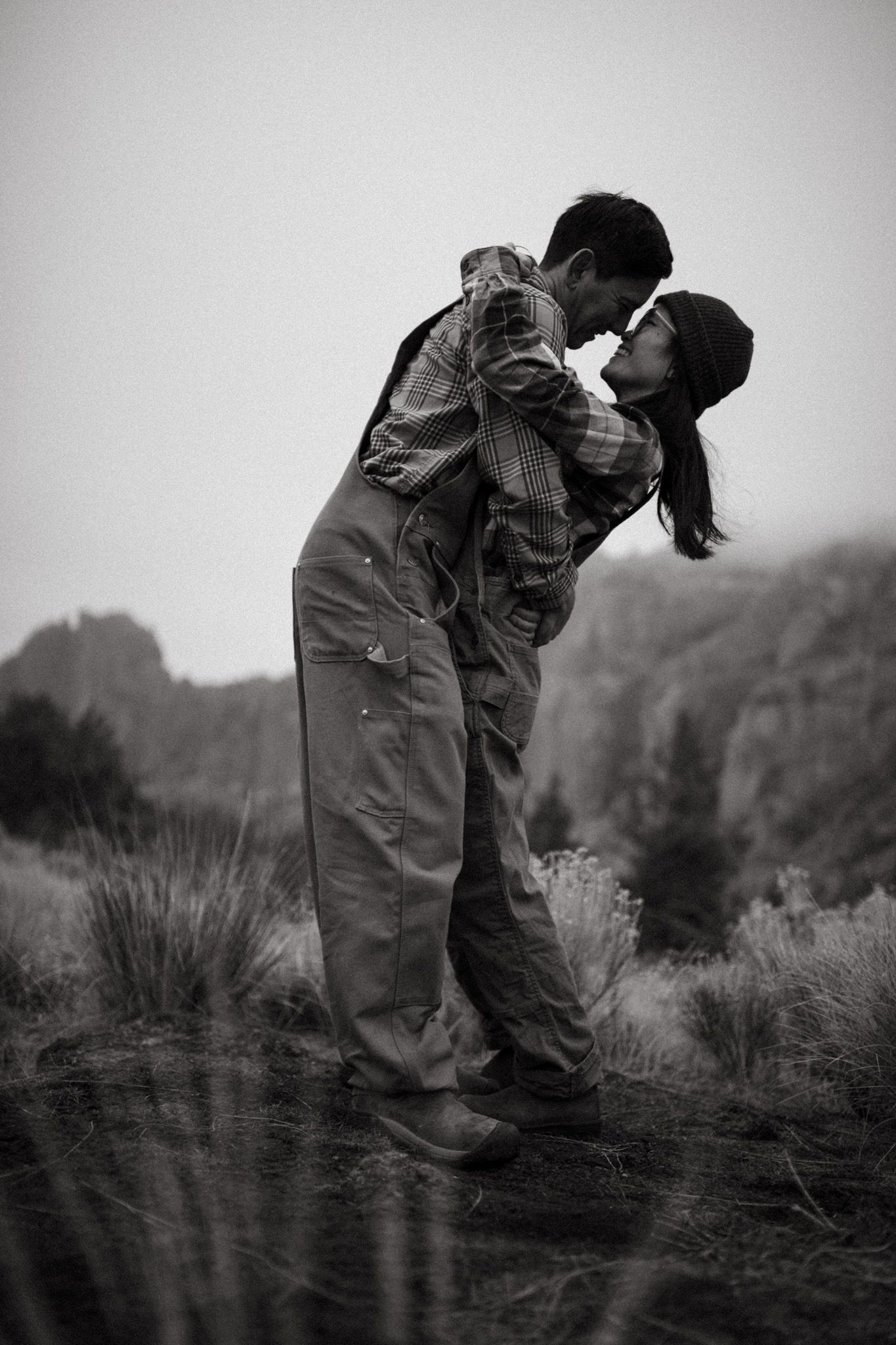 Couples photo session in Redmond Oregon