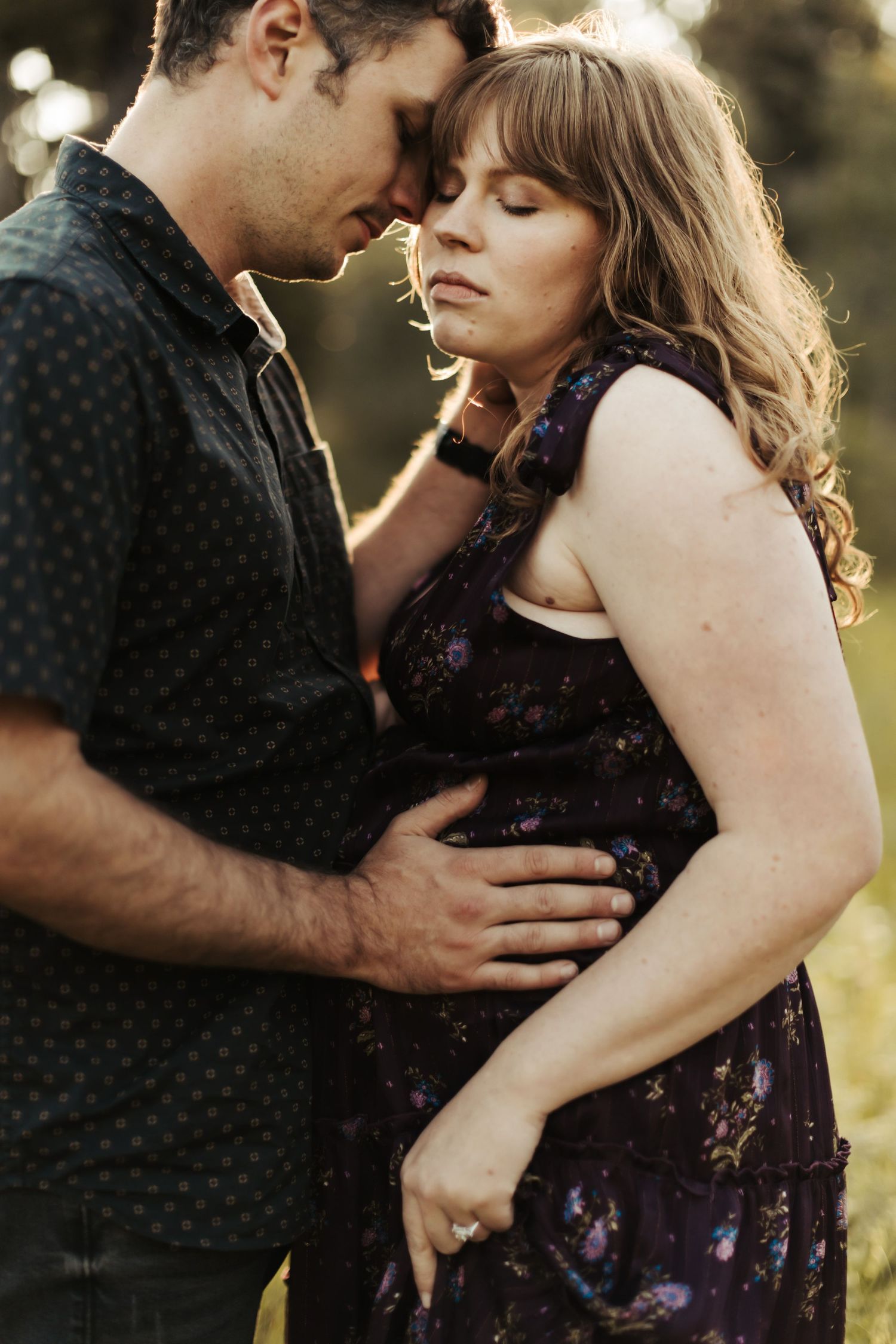Maternity session outside in Boise