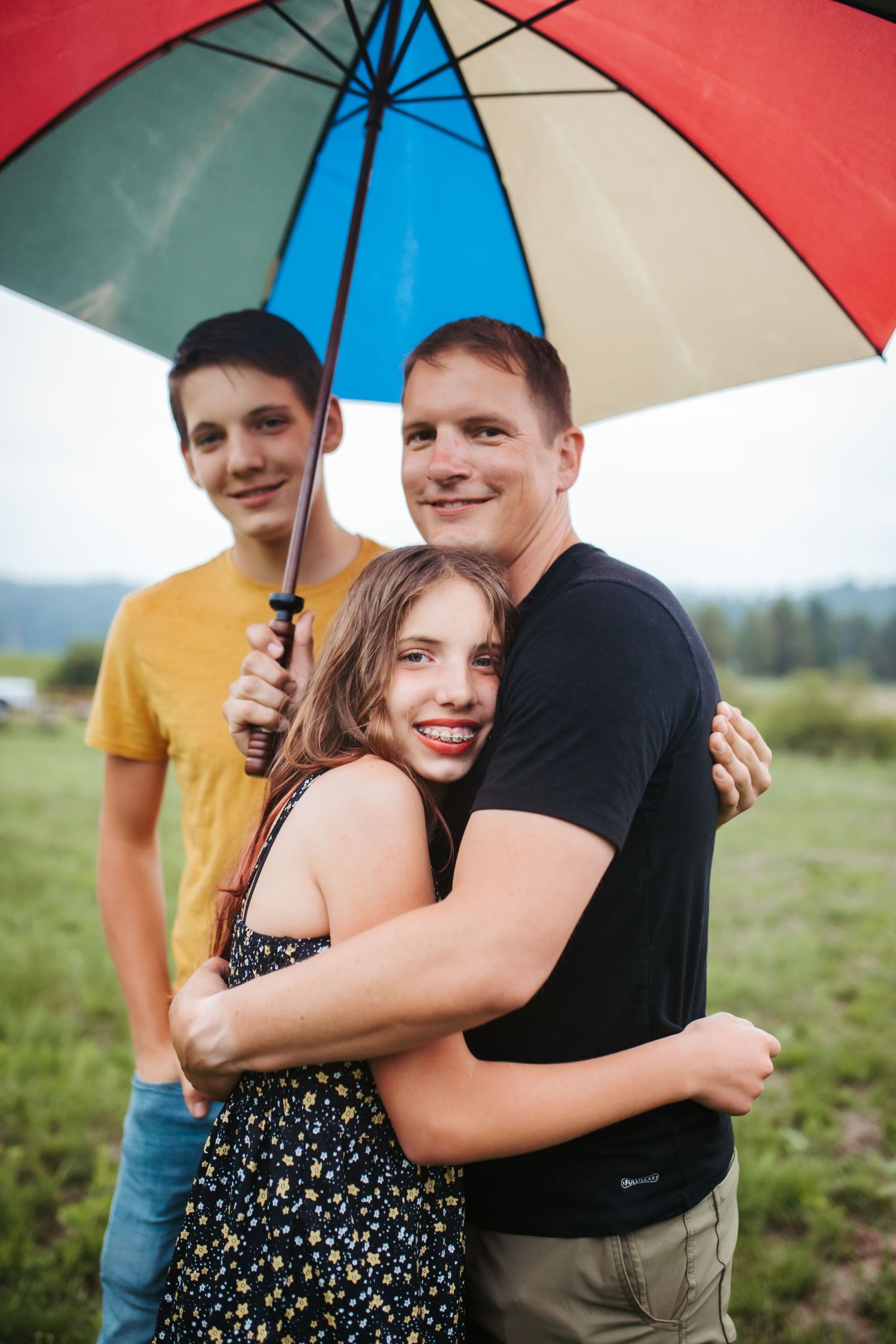 Dad and children for a family photoshoot in Boise