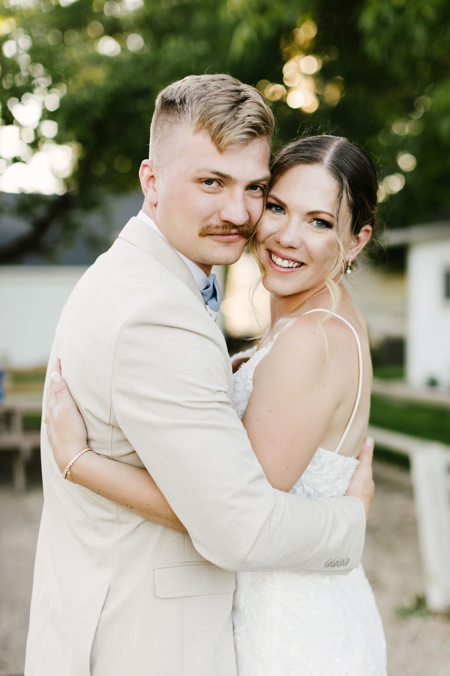 Summer wedding portraits in Boise