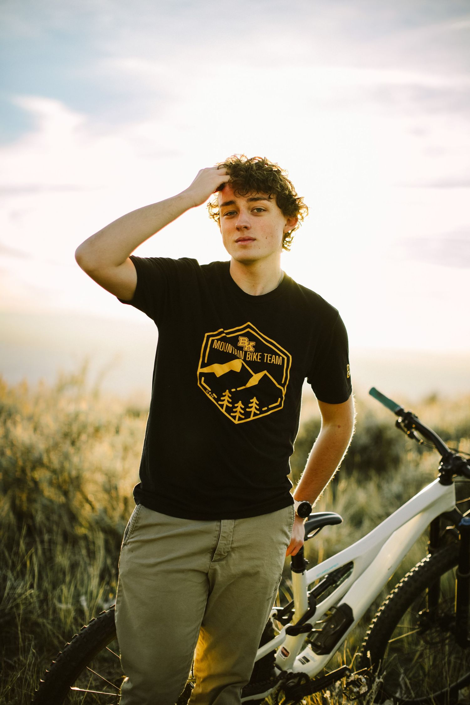 Senior photoshoot mountain biking in Boise