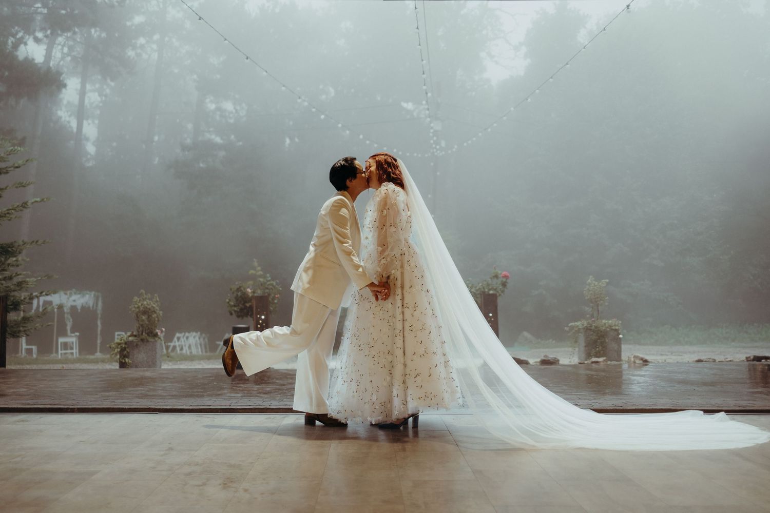 LGBTQ+ Photographer in Budapest. Cute couple kissing at EventsHill