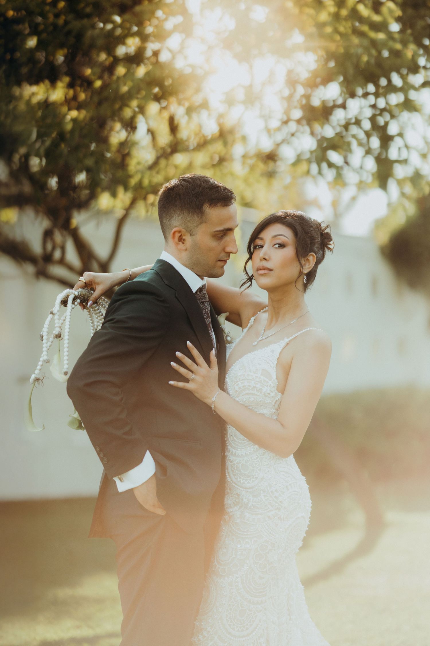 Editorial-style kreatív fotózás with artistic composition and mood.