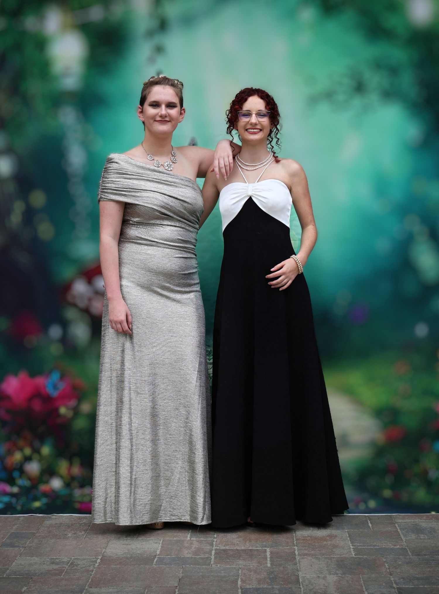 Portrait of Sisters formal prom event, Pace, FL,  Photography by Rachel