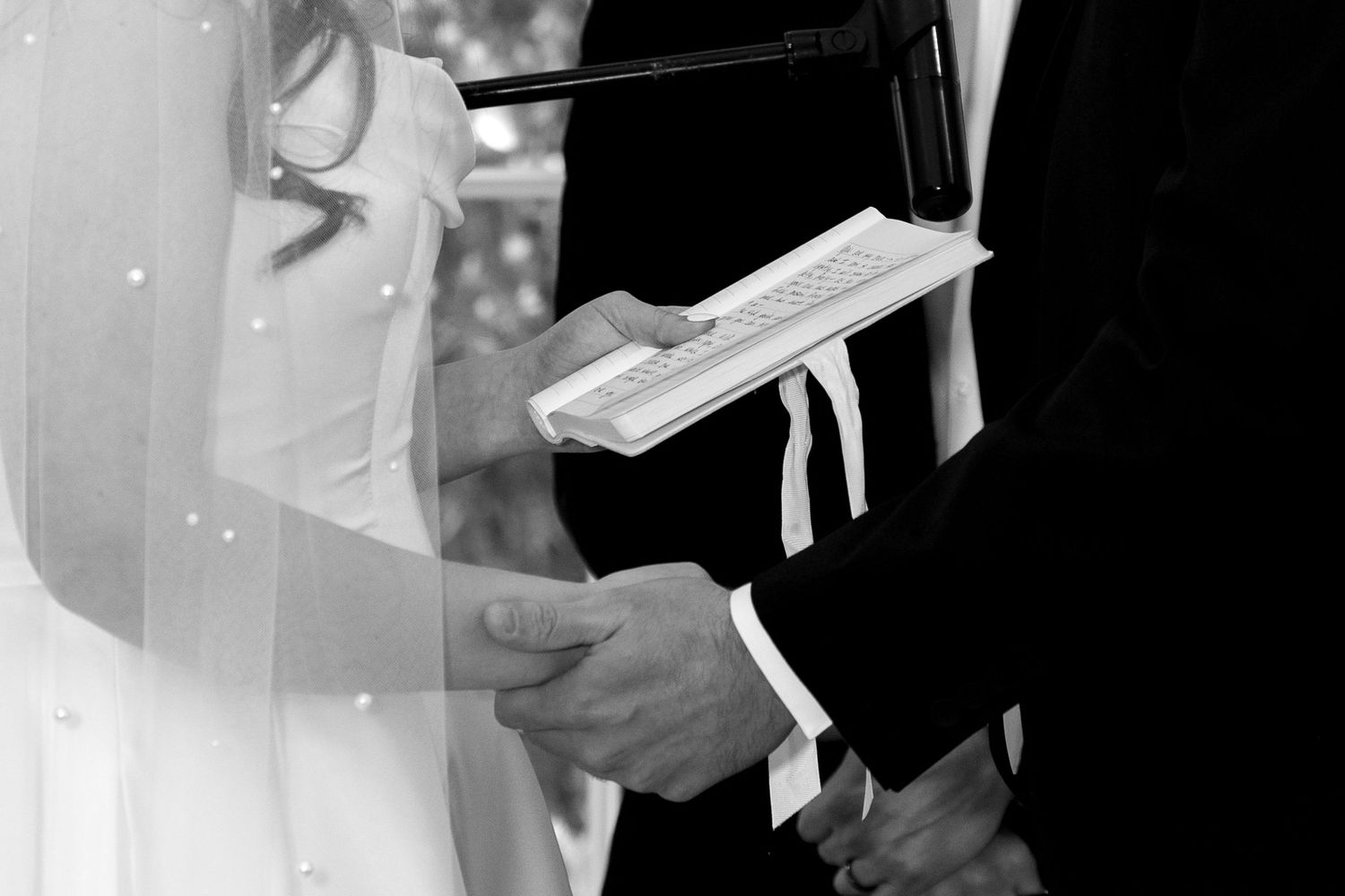 Wedding photography by Ryann Kaiser Photo—capturing candid moments, timeless details, and love stories in a modern, elegant, luxurious style