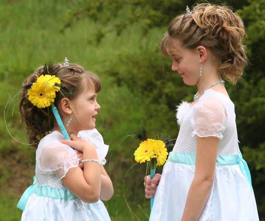 Daddy's girls
wedding, yellow gerberas 
candid wedding