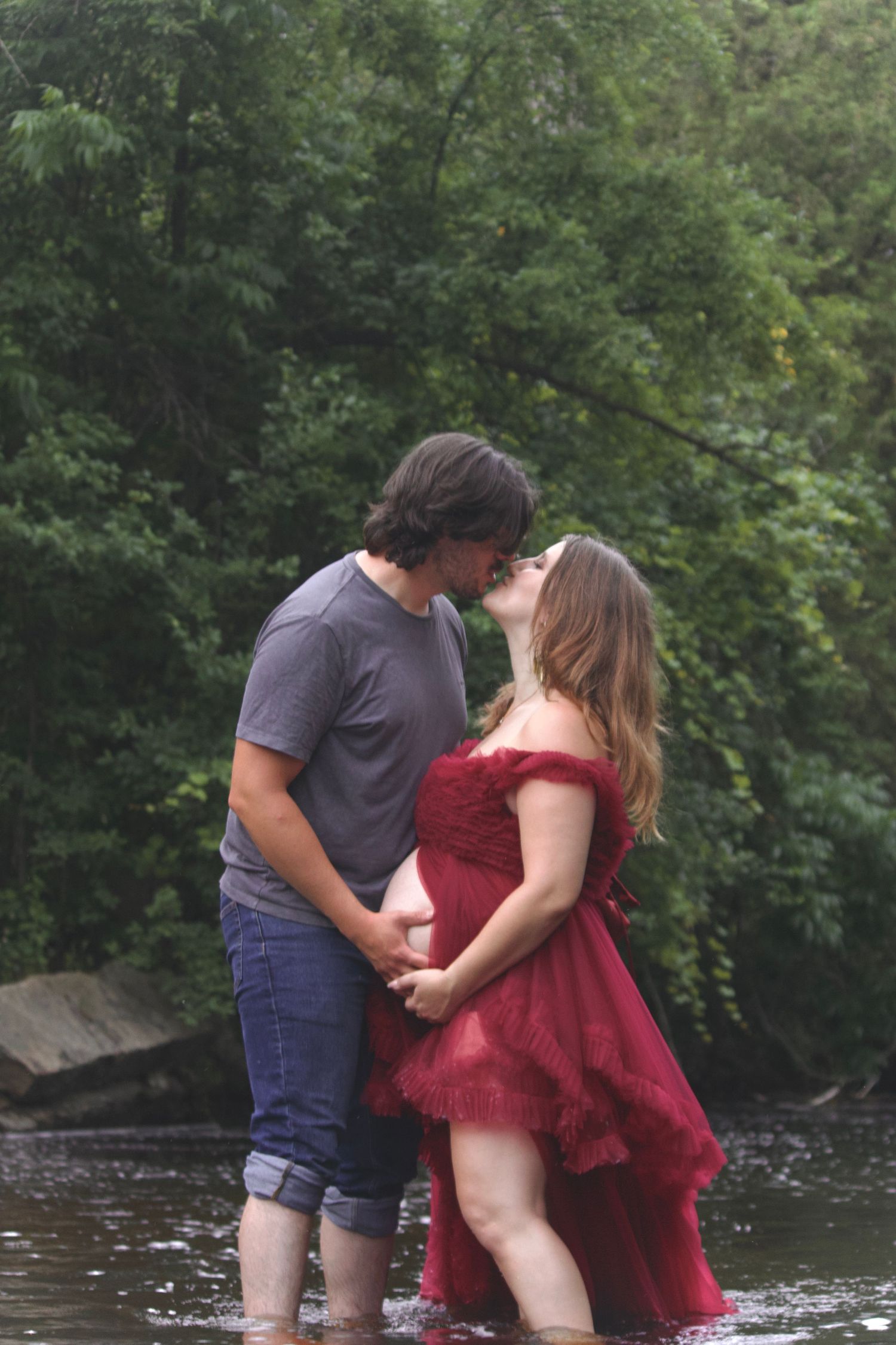 Family photography in Green Bay & surrounding areas. Outdoor and lifestyle sessions capturing authentic, joyful, and memorable family moment