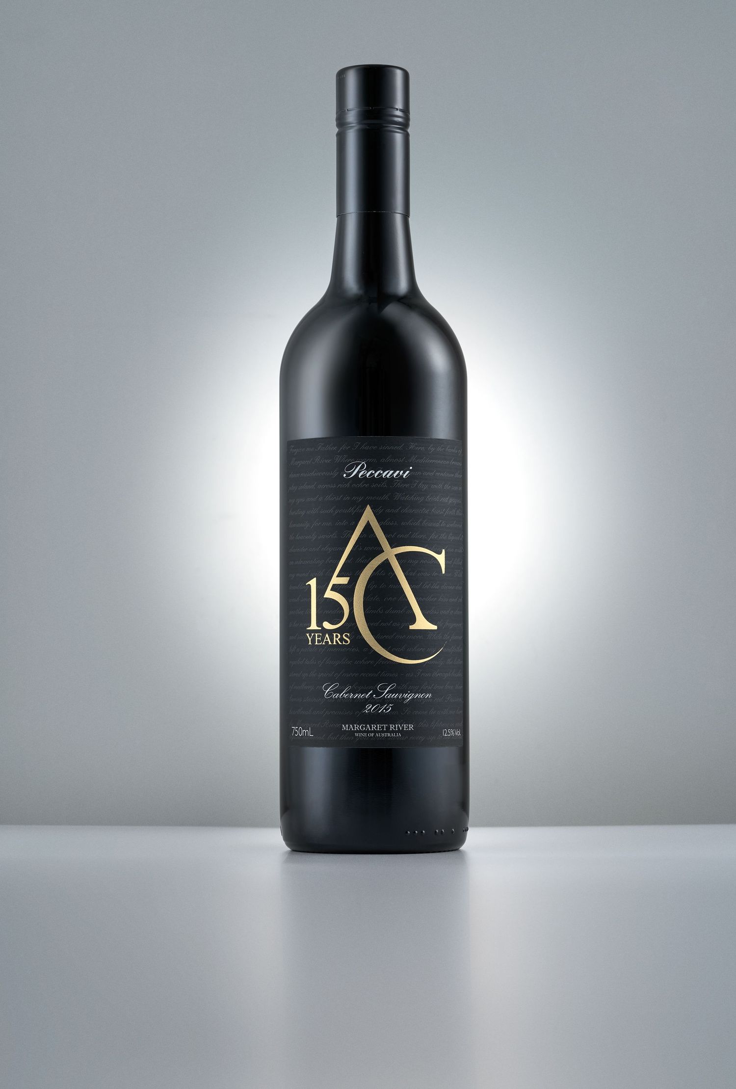 Piccavi 15 Years Cabernet Sauvignon Margaret River wine bottle with elegant black label and gold embossed logo design.