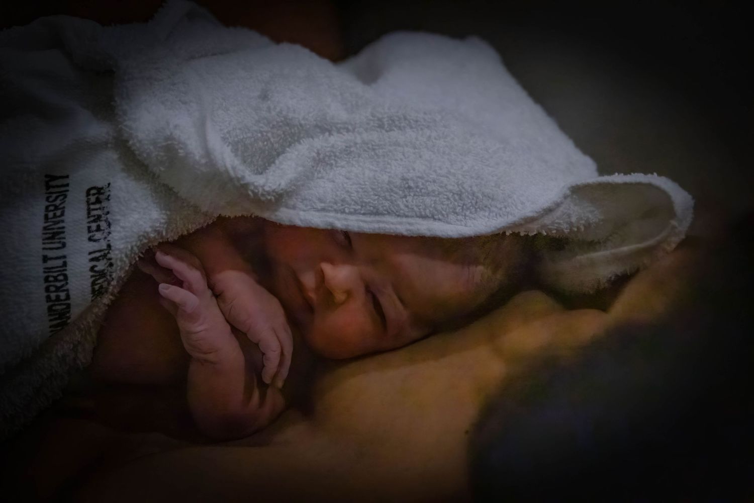Oahu Hawaii
Birth photographer 
Oahu Hawaii birth photographer
Oahu Hawaii photographer 
In home Oahu birth photographer