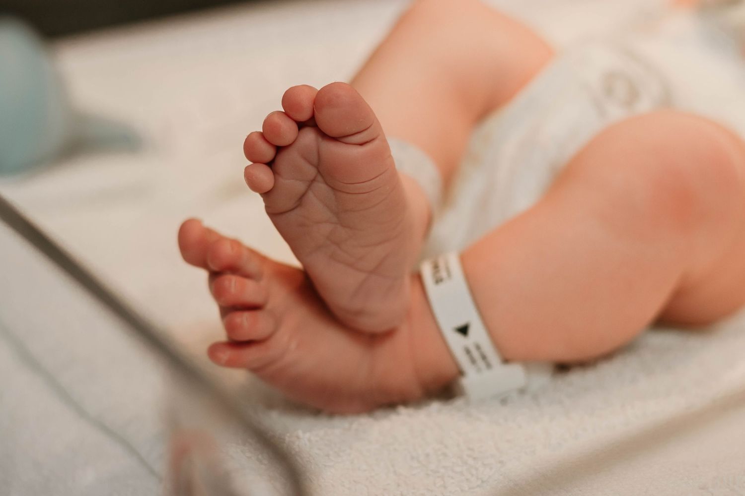 Oahu Hawaii
Birth photographer 
Oahu Hawaii birth photographer
Oahu Hawaii photographer 
In home Oahu birth photographer